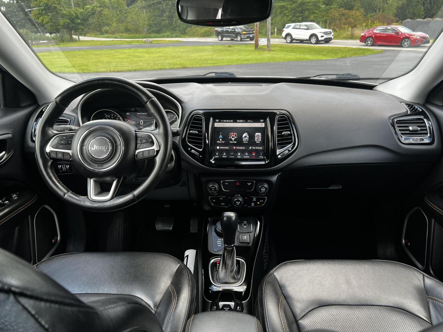 2018 White /Black Jeep Compass Limited 4WD (3C4NJDCB2JT) with an 2.4L I4 DOHC 16V engine, 9 Speed Automatic transmission, located at 547 E. Main St., Orwell, OH, 44076, (440) 437-5893, 41.535435, -80.847855 - Photo#41