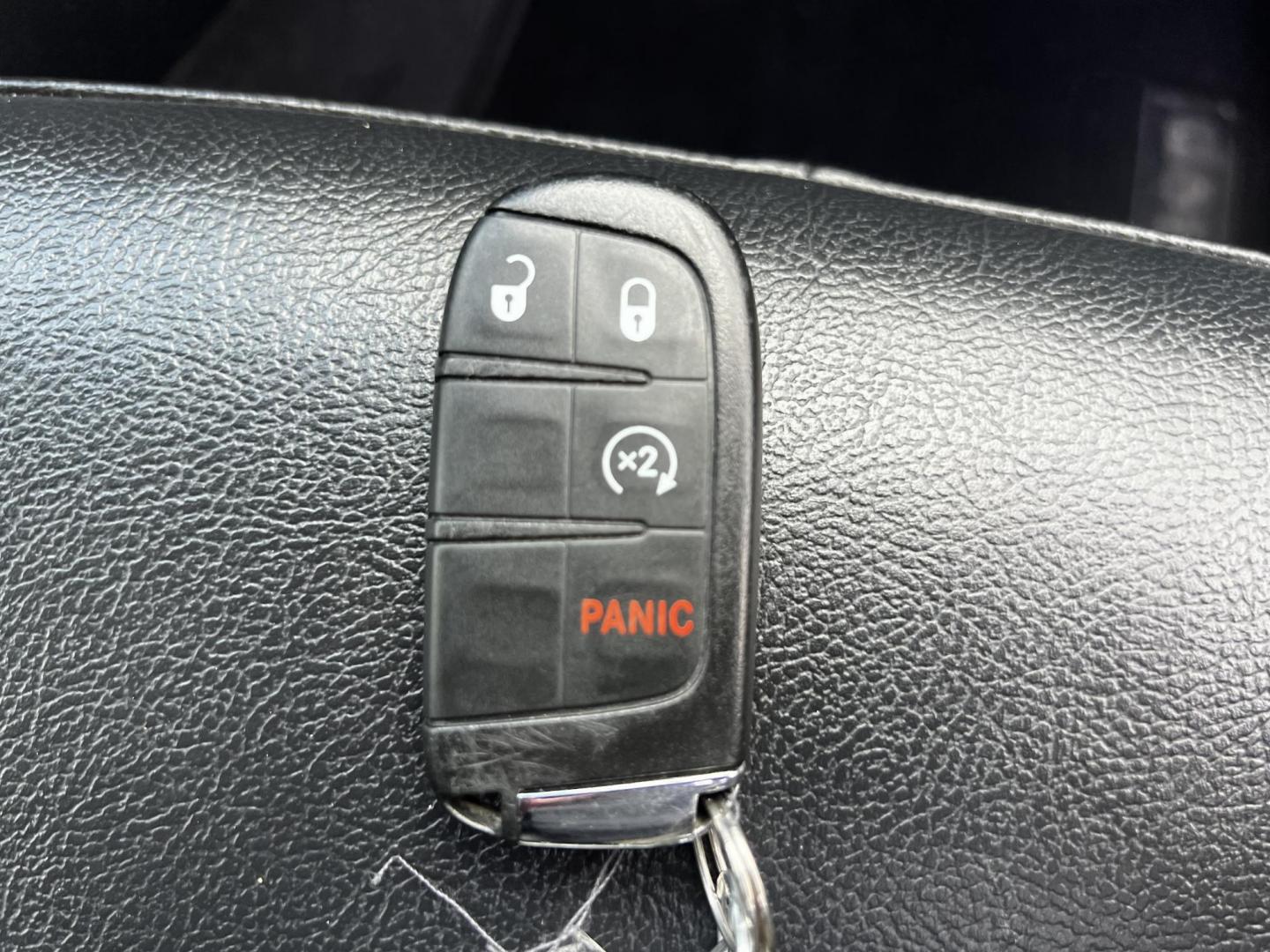 2018 White /Black Jeep Compass Limited 4WD (3C4NJDCB2JT) with an 2.4L I4 DOHC 16V engine, 9 Speed Automatic transmission, located at 547 E. Main St., Orwell, OH, 44076, (440) 437-5893, 41.535435, -80.847855 - Photo#46