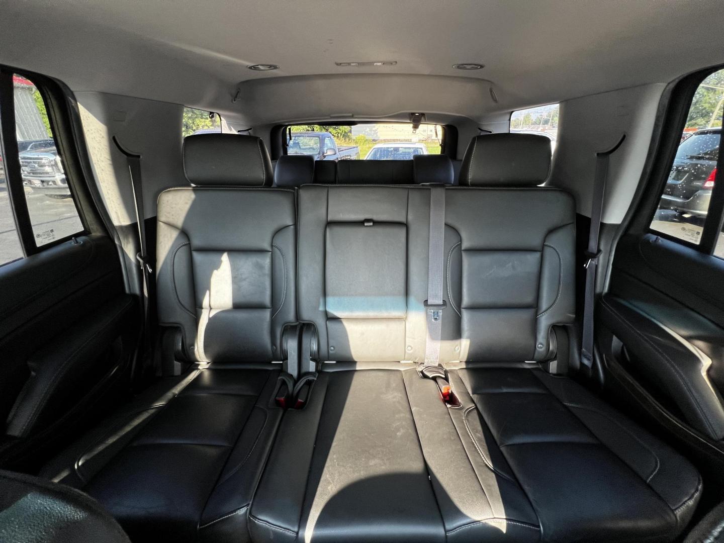 2017 /Black Chevrolet Tahoe LT 4WD (1GNSKBKC2HR) with an 5.3L V8 OHV 16V engine, 6A transmission, located at 547 E. Main St., Orwell, OH, 44076, (440) 437-5893, 41.535435, -80.847855 - Photo#33