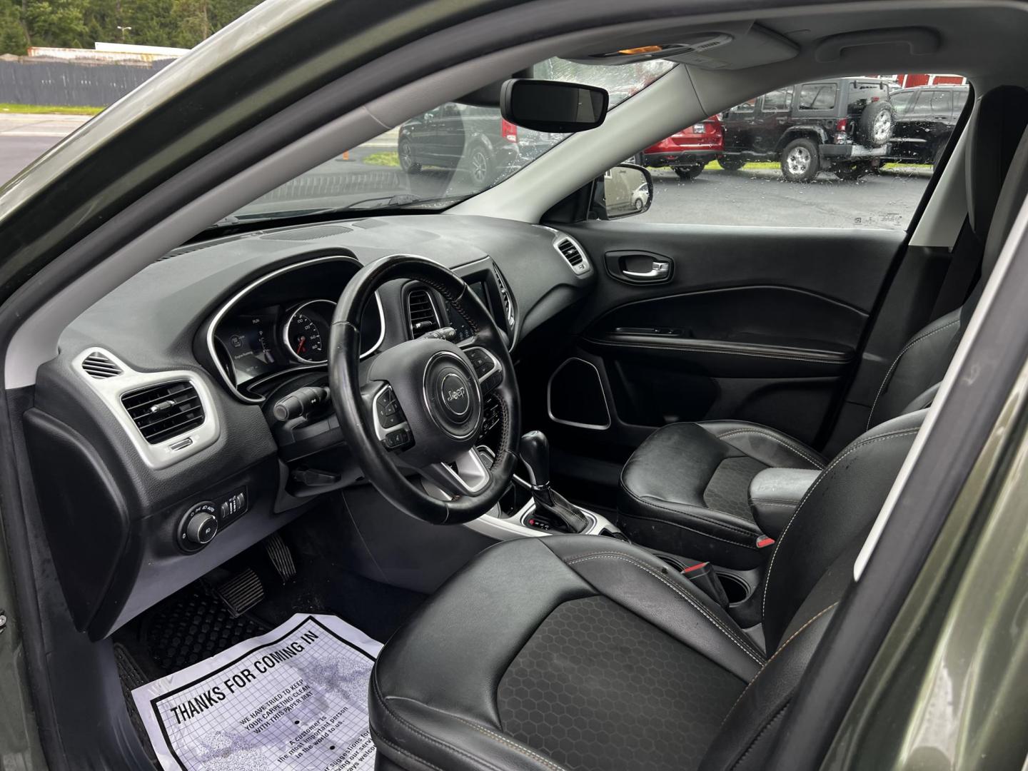 2021 Green /Black Jeep Compass Latitude 4WD (3C4NJDBB8MT) with an 2.4L I4 DOHC 16V engine, 9 Speed Automatic transmission, located at 547 E. Main St., Orwell, OH, 44076, (440) 437-5893, 41.535435, -80.847855 - Photo#4