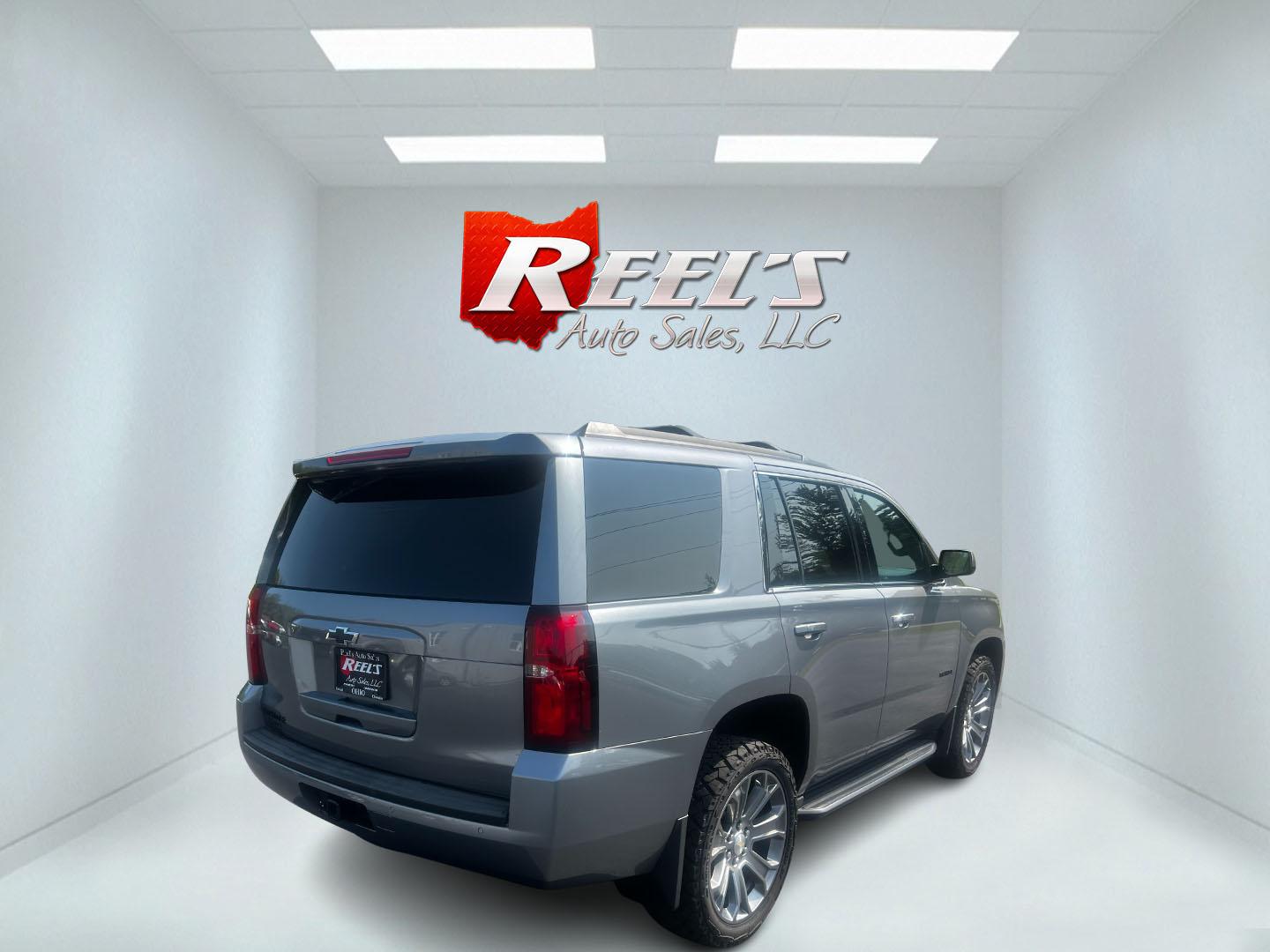 2018 Gray /Black Chevrolet Tahoe LS 4WD (1GNSKAKC2JR) with an 5.3L V8 OHV 16V engine, 6 Speed Automatic transmission, located at 547 E. Main St., Orwell, OH, 44076, (440) 437-5893, 41.535435, -80.847855 - This 2018 Chevrolet Tahoe LS 4WD is a robust and spacious full-size SUV that combines power and modern technology features. Equipped with a 5.3-liter Vortec V8 engine producing 355 horsepower and a 6-speed automatic transmission, it offers a towing capacity of 6,200 pounds, making it suitable for ha - Photo#5