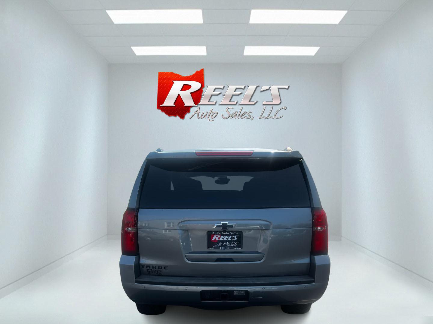 2018 Gray /Black Chevrolet Tahoe LS 4WD (1GNSKAKC2JR) with an 5.3L V8 OHV 16V engine, 6 Speed Automatic transmission, located at 547 E. Main St., Orwell, OH, 44076, (440) 437-5893, 41.535435, -80.847855 - This 2018 Chevrolet Tahoe LS 4WD is a robust and spacious full-size SUV that combines power and modern technology features. Equipped with a 5.3-liter Vortec V8 engine producing 355 horsepower and a 6-speed automatic transmission, it offers a towing capacity of 6,200 pounds, making it suitable for ha - Photo#6