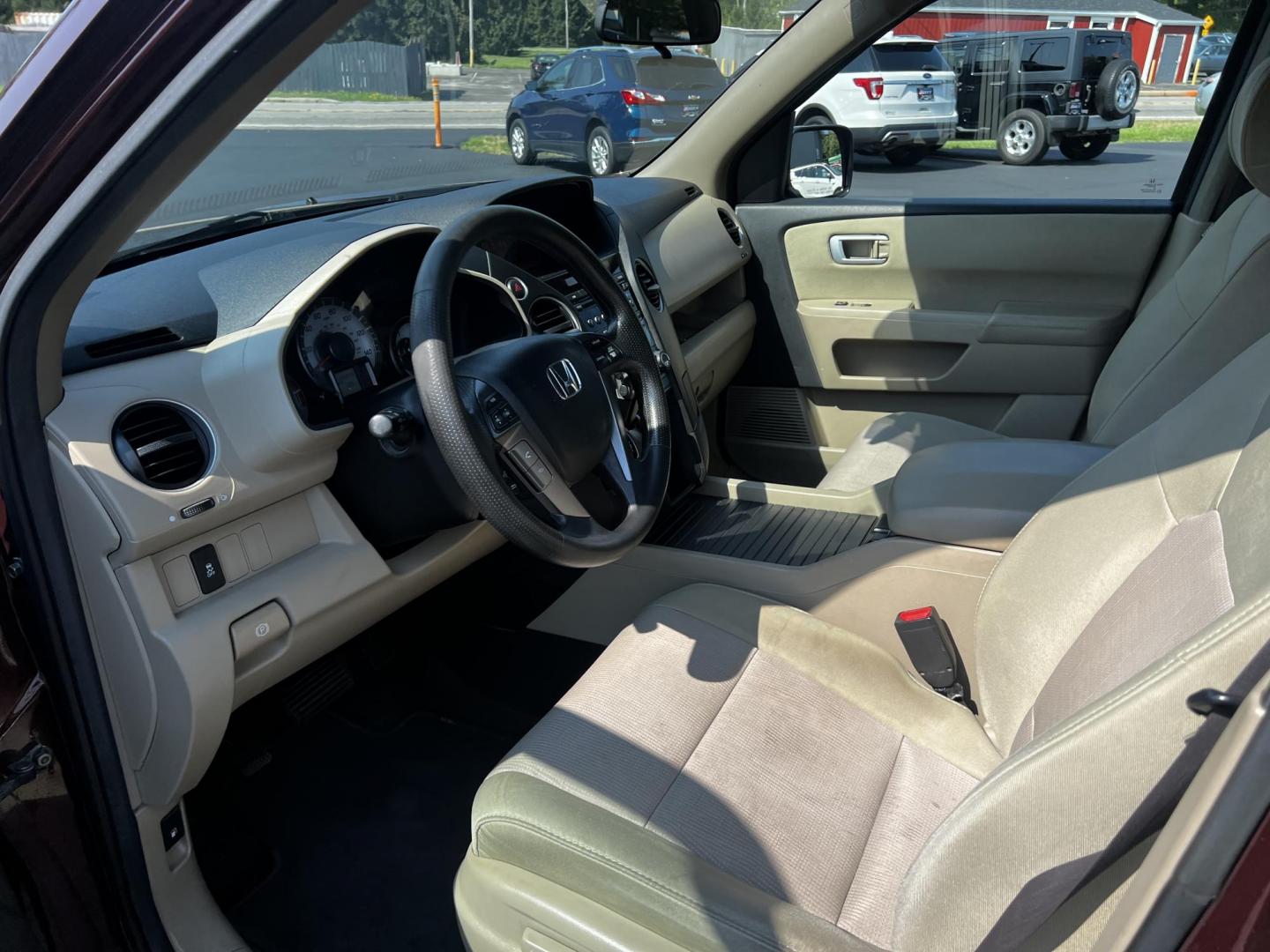 2013 Red /Tan Honda Pilot EX 4WD 5-Spd AT (5FNYF4H45DB) with an 3.5L V6 SOHC 24V engine, 5-Speed Automatic transmission, located at 11115 Chardon Rd. , Chardon, OH, 44024, (440) 214-9705, 41.580246, -81.241943 - Photo#21