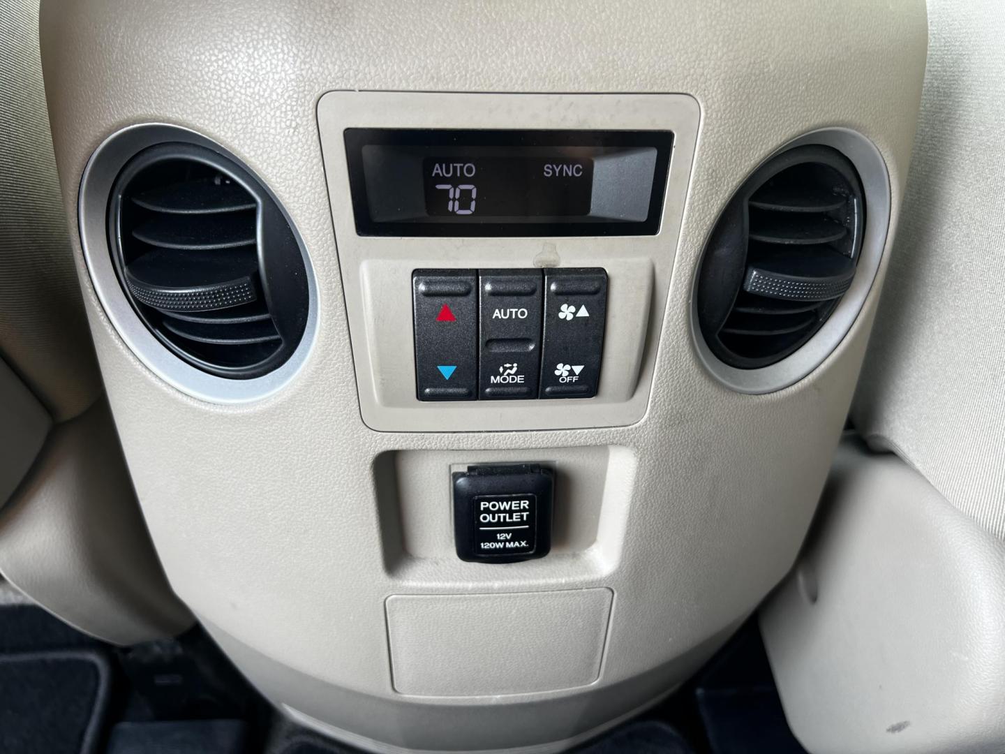 2013 Red /Tan Honda Pilot EX 4WD 5-Spd AT (5FNYF4H45DB) with an 3.5L V6 SOHC 24V engine, 5-Speed Automatic transmission, located at 11115 Chardon Rd. , Chardon, OH, 44024, (440) 214-9705, 41.580246, -81.241943 - Photo#35