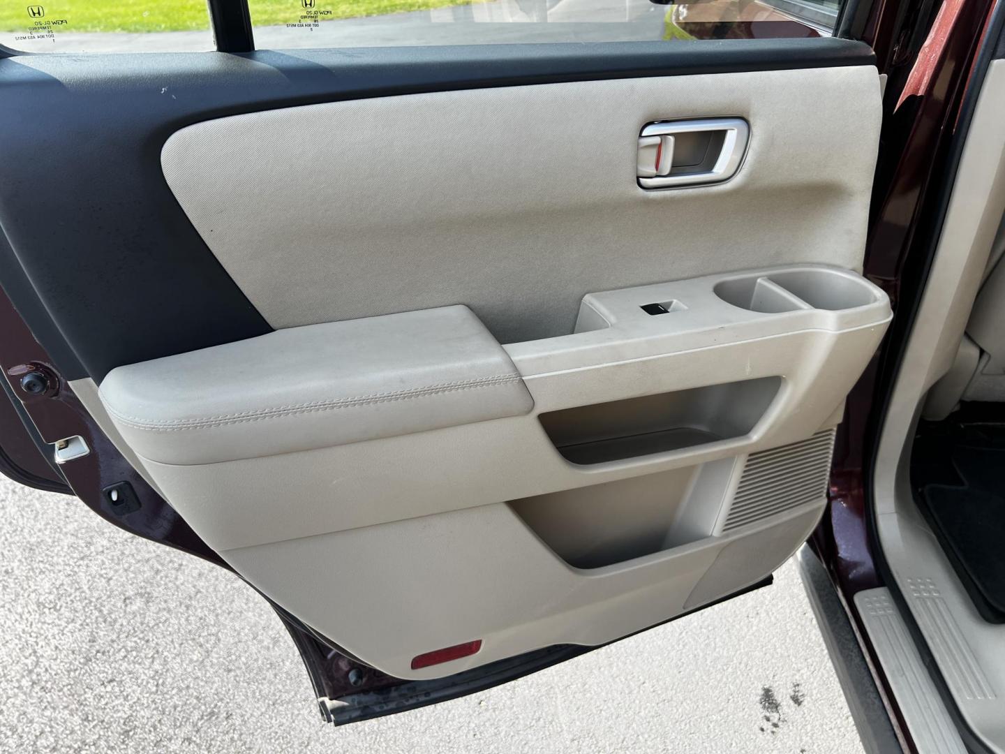 2013 Red /Tan Honda Pilot EX 4WD 5-Spd AT (5FNYF4H45DB) with an 3.5L V6 SOHC 24V engine, 5-Speed Automatic transmission, located at 11115 Chardon Rd. , Chardon, OH, 44024, (440) 214-9705, 41.580246, -81.241943 - Photo#37
