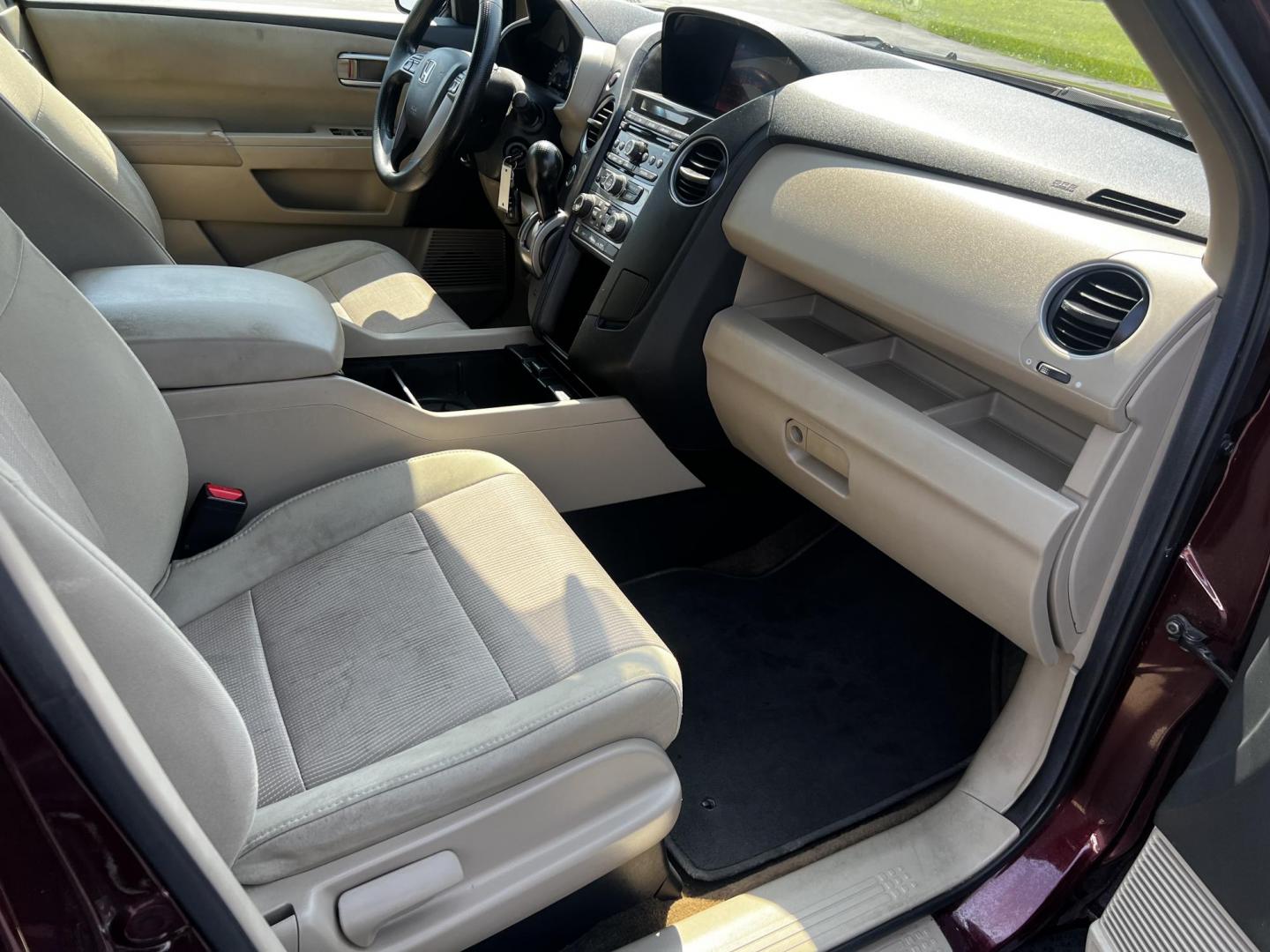 2013 Red /Tan Honda Pilot EX 4WD 5-Spd AT (5FNYF4H45DB) with an 3.5L V6 SOHC 24V engine, 5-Speed Automatic transmission, located at 11115 Chardon Rd. , Chardon, OH, 44024, (440) 214-9705, 41.580246, -81.241943 - Photo#41