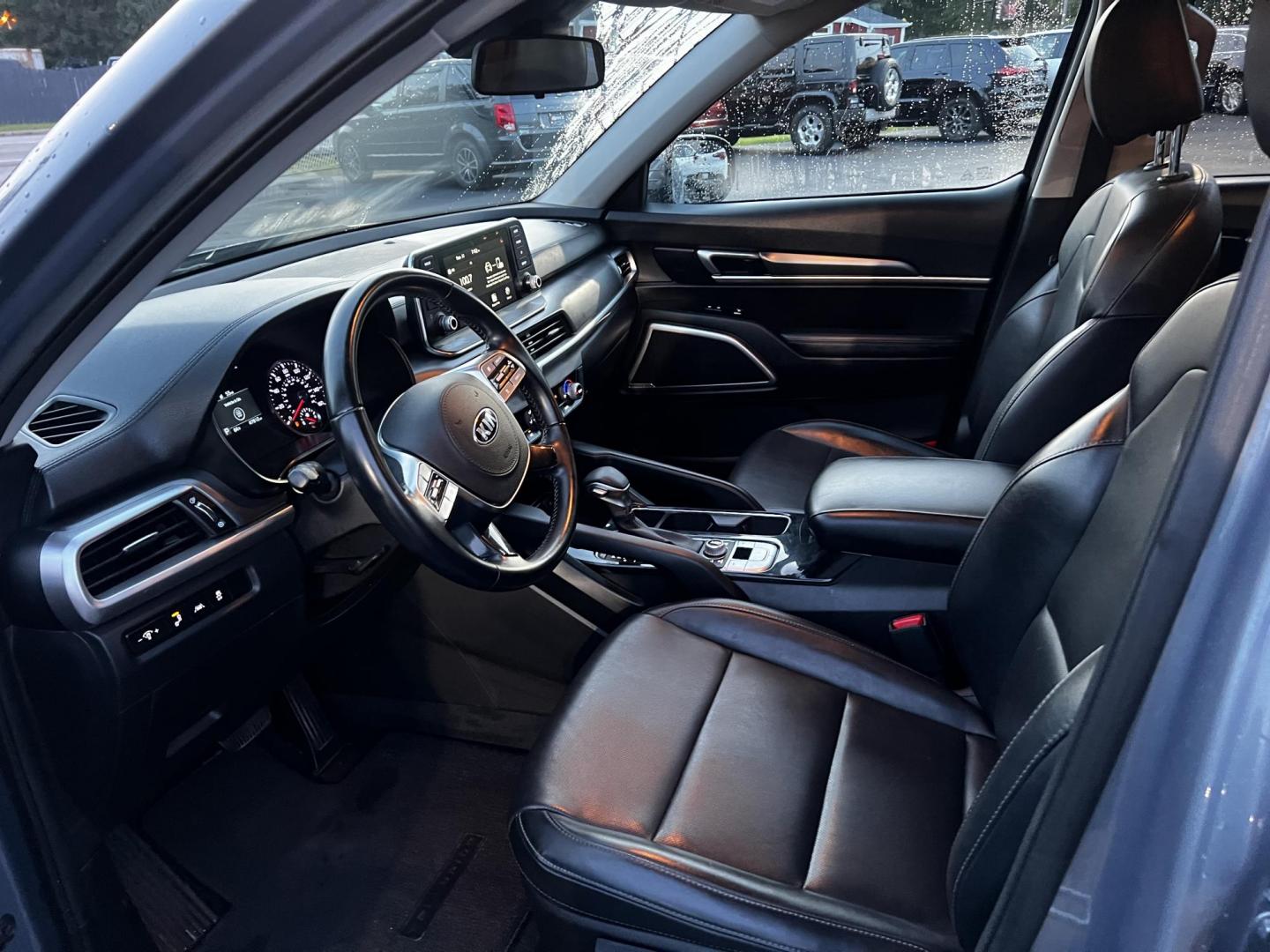 2021 Gray /Black Kia Telluride LX AWD (5XYP2DHC8MG) with an 3.8L V6 DOHC 24V engine, 8A transmission, located at 11115 Chardon Rd. , Chardon, OH, 44024, (440) 214-9705, 41.580246, -81.241943 - This 2021 Kia Telluride LX AWD is a well-crafted midsize SUV that combines contemporary styling with a suite of modern features, making it ideal for families and adventure enthusiasts. It is powered by a 3.8-liter V6 engine paired with an 8-speed automatic transmission, providing smooth performance - Photo#4