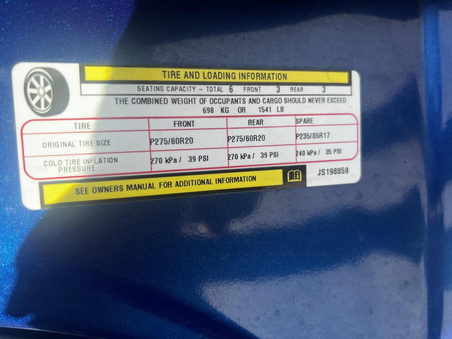 2018 Blue /Black RAM 1500 Express Quad Cab 4WD (1C6RR7FT4JS) with an 5.7L V8 OHV 16V engine, 8A transmission, located at 547 E. Main St., Orwell, OH, 44076, (440) 437-5893, 41.535435, -80.847855 - This 2018 Ram 1500 Express Quad Cab 4WD is a robust pickup truck powered by a 5.7L HEMI V8 engine, delivering 395 horsepower and paired with an 8-speed automatic transmission. This combination ensures strong performance and an 8,000-pound towing capacity, suitable for both work and recreational need - Photo#18