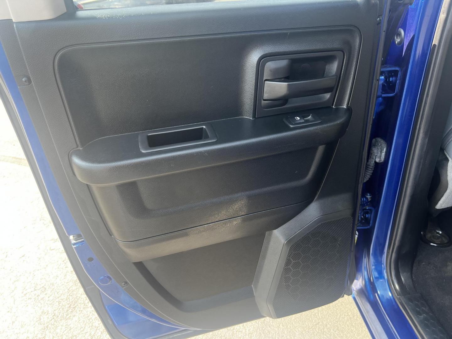 2018 Blue /Black RAM 1500 Express Quad Cab 4WD (1C6RR7FT4JS) with an 5.7L V8 OHV 16V engine, 8A transmission, located at 547 E. Main St., Orwell, OH, 44076, (440) 437-5893, 41.535435, -80.847855 - This 2018 Ram 1500 Express Quad Cab 4WD is a robust pickup truck powered by a 5.7L HEMI V8 engine, delivering 395 horsepower and paired with an 8-speed automatic transmission. This combination ensures strong performance and an 8,000-pound towing capacity, suitable for both work and recreational need - Photo#27