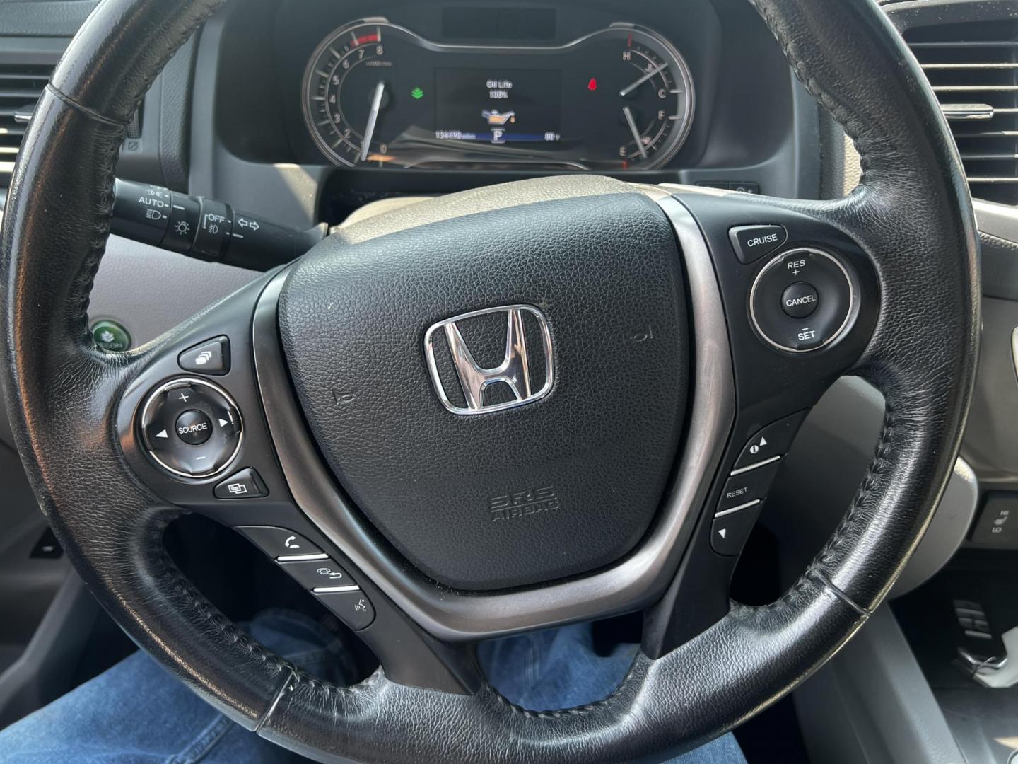 2016 Silver /Gray Honda Pilot EXL 4WD (5FNYF6H55GB) with an 3.5L V6 SOHC 24V engine, 6-Speed Automatic transmission, located at 547 E. Main St., Orwell, OH, 44076, (440) 437-5893, 41.535435, -80.847855 - This One Owner 2016 Honda Pilot EXL AWD is a well-equipped SUV designed for both comfort and versatility. It features a 3.5L EarthDreams V6 engine with a 6-speed automatic transmission, providing smooth power delivery and reliable AWD performance. The interior is luxurious with leather seating and p - Photo#23