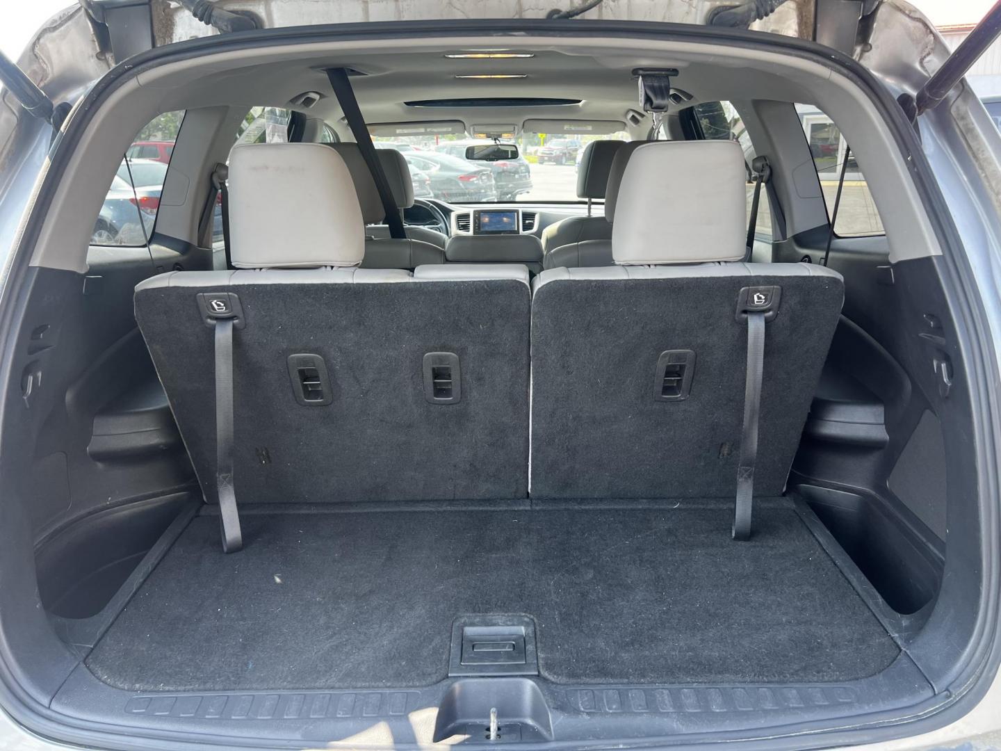 2016 Silver /Gray Honda Pilot EXL 4WD (5FNYF6H55GB) with an 3.5L V6 SOHC 24V engine, 6-Speed Automatic transmission, located at 547 E. Main St., Orwell, OH, 44076, (440) 437-5893, 41.535435, -80.847855 - This One Owner 2016 Honda Pilot EXL AWD is a well-equipped SUV designed for both comfort and versatility. It features a 3.5L EarthDreams V6 engine with a 6-speed automatic transmission, providing smooth power delivery and reliable AWD performance. The interior is luxurious with leather seating and p - Photo#38