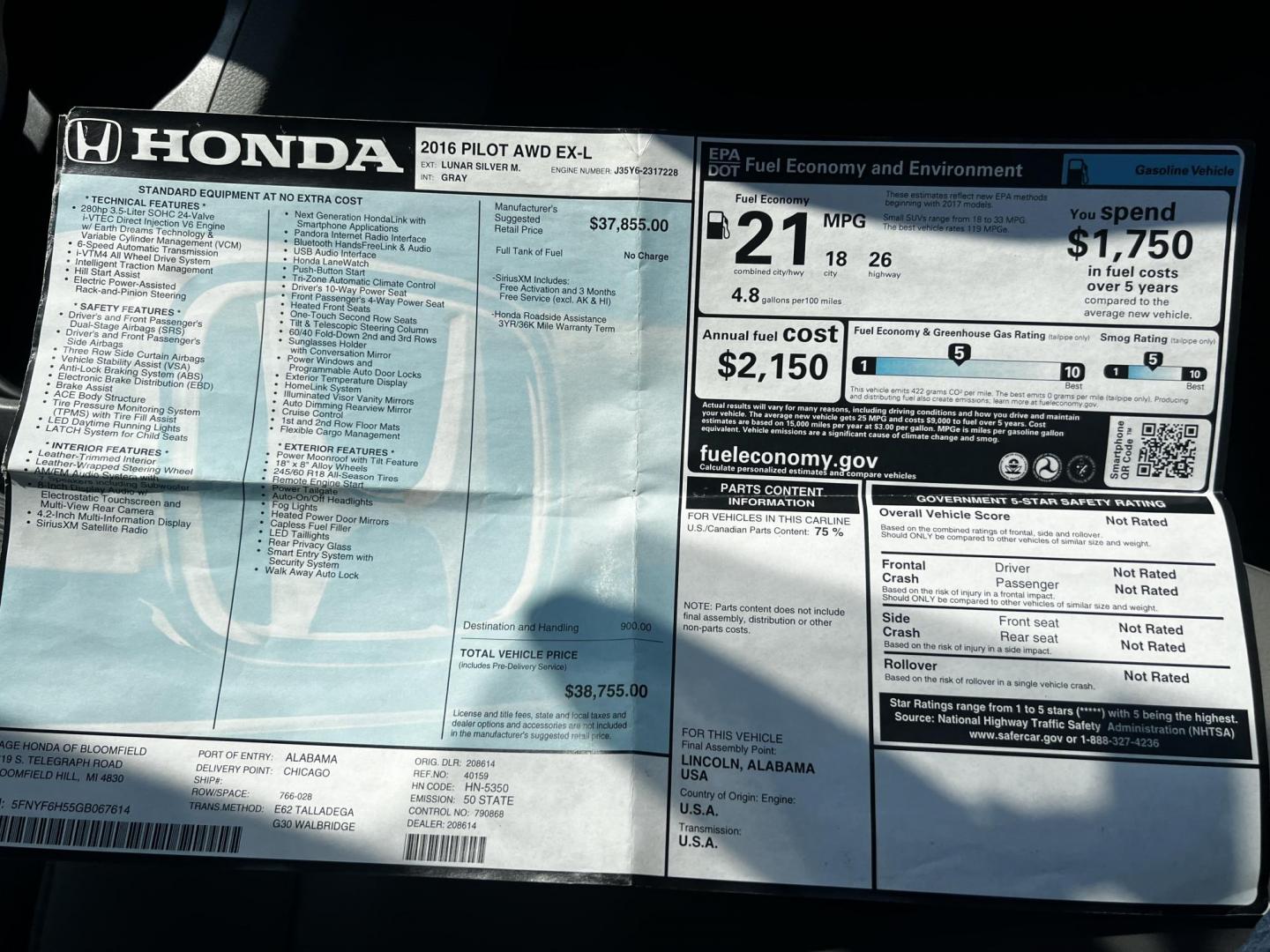 2016 Silver /Gray Honda Pilot EXL 4WD (5FNYF6H55GB) with an 3.5L V6 SOHC 24V engine, 6-Speed Automatic transmission, located at 547 E. Main St., Orwell, OH, 44076, (440) 437-5893, 41.535435, -80.847855 - This One Owner 2016 Honda Pilot EXL AWD is a well-equipped SUV designed for both comfort and versatility. It features a 3.5L EarthDreams V6 engine with a 6-speed automatic transmission, providing smooth power delivery and reliable AWD performance. The interior is luxurious with leather seating and p - Photo#45