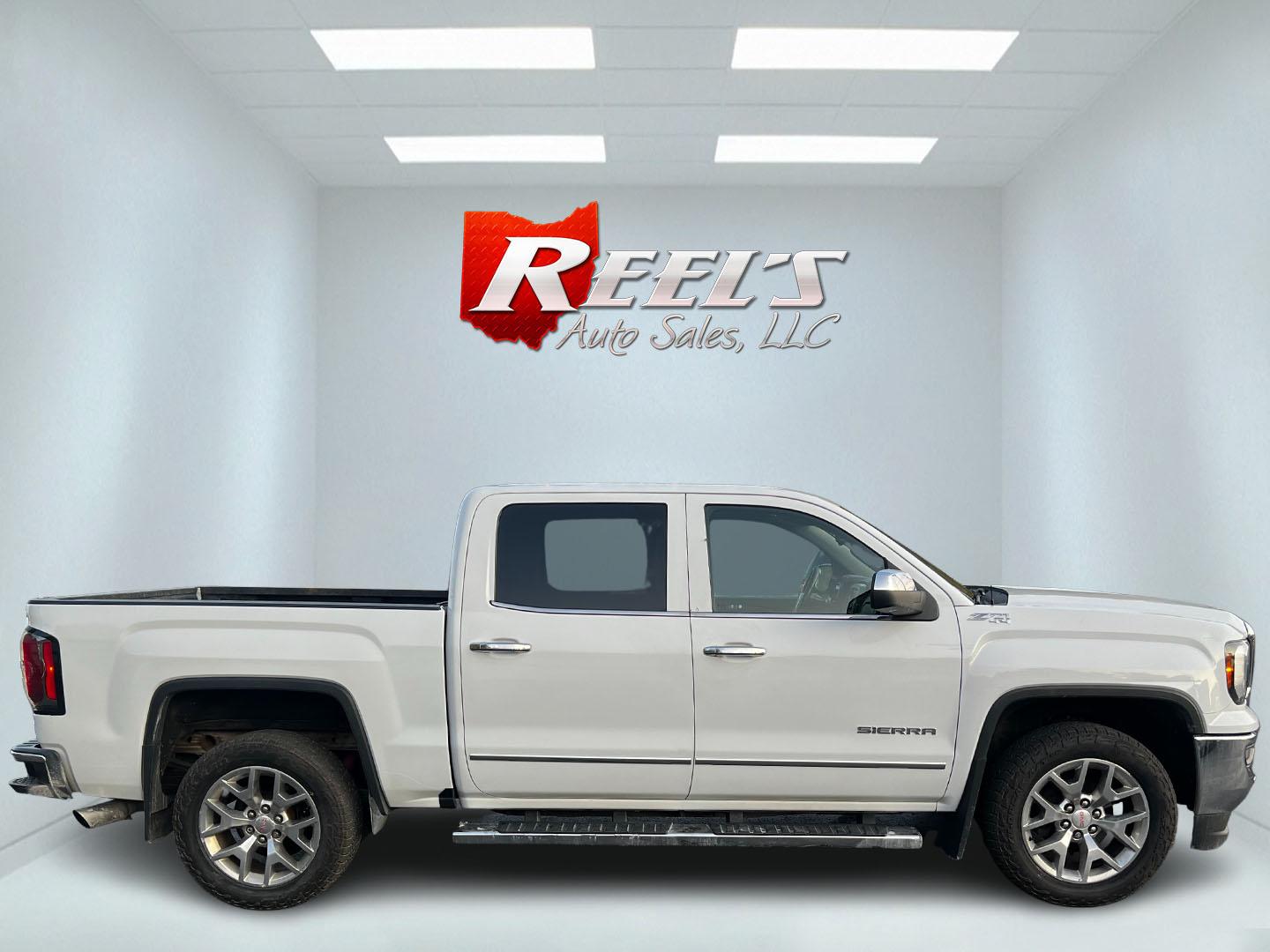 2018 White /Black GMC Sierra 1500 SLT Crew Cab Short Box 4WD (3GTU2NEC3JG) with an 5.3L V8 OHV 16V engine, 8-Speed Automatic transmission, located at 547 E. Main St., Orwell, OH, 44076, (440) 437-5893, 41.535435, -80.847855 - Photo#18