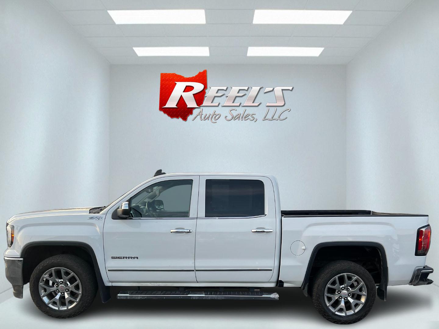2018 White /Black GMC Sierra 1500 SLT Crew Cab Short Box 4WD (3GTU2NEC3JG) with an 5.3L V8 OHV 16V engine, 8-Speed Automatic transmission, located at 547 E. Main St., Orwell, OH, 44076, (440) 437-5893, 41.535435, -80.847855 - Photo#23