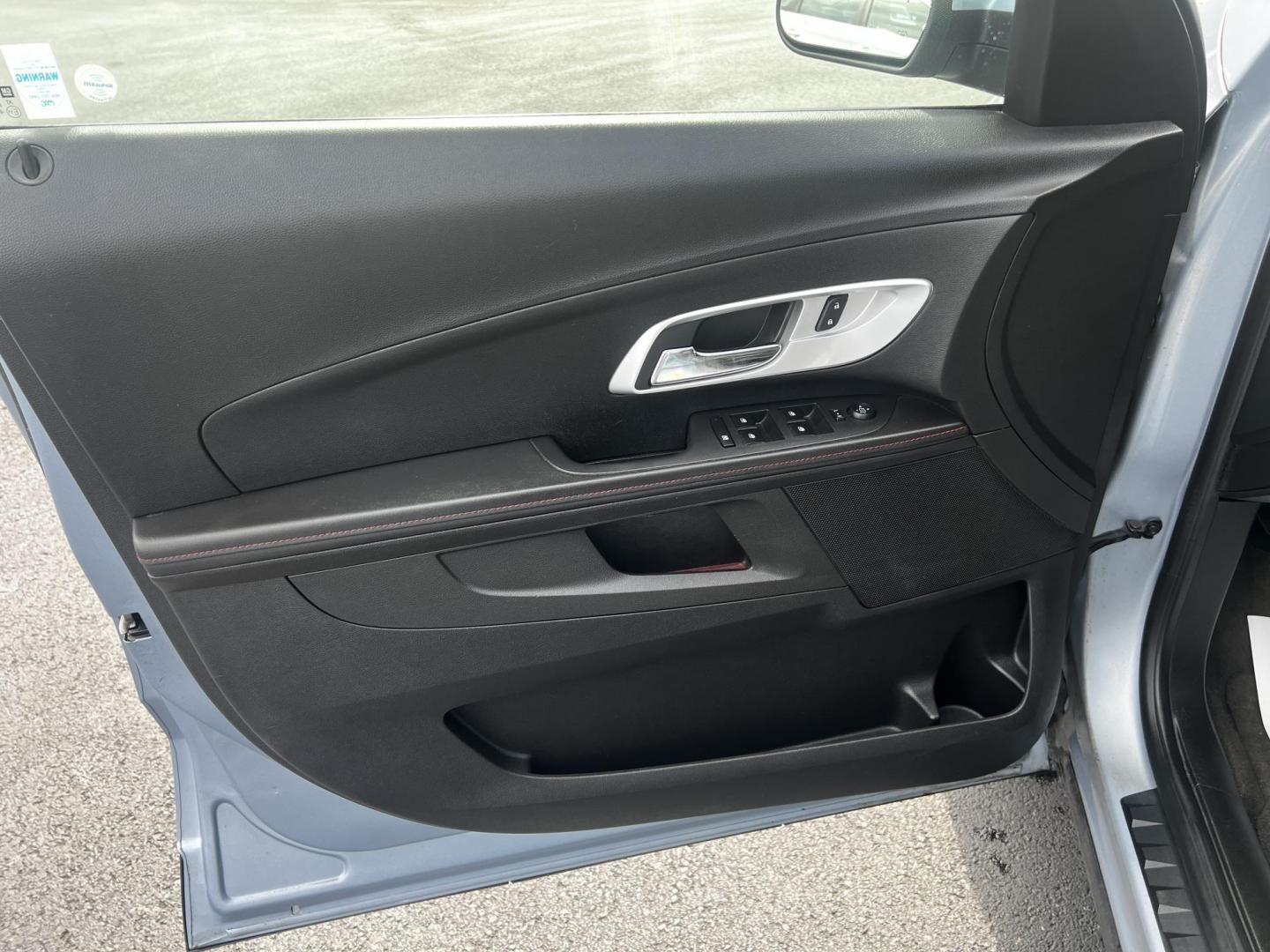 2014 Silver /Black Chevrolet Equinox 1LT 2WD (2GNALBEK0E6) with an 2.4L I4 DOHC 16V engine, 6-Speed Automatic transmission, located at 11115 Chardon Rd. , Chardon, OH, 44024, (440) 214-9705, 41.580246, -81.241943 - Photo#16