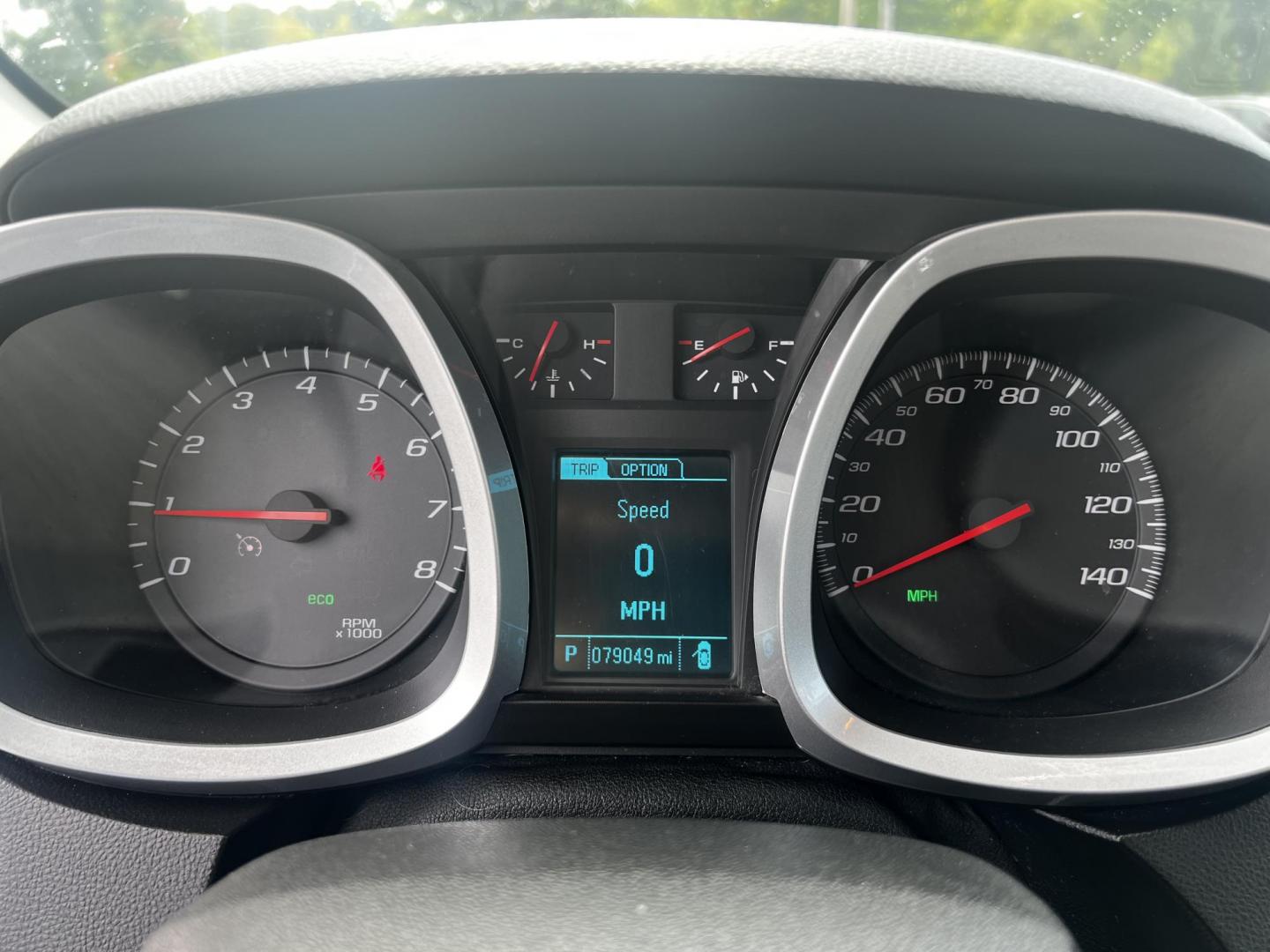 2014 Silver /Black Chevrolet Equinox 1LT 2WD (2GNALBEK0E6) with an 2.4L I4 DOHC 16V engine, 6-Speed Automatic transmission, located at 11115 Chardon Rd. , Chardon, OH, 44024, (440) 214-9705, 41.580246, -81.241943 - Photo#19