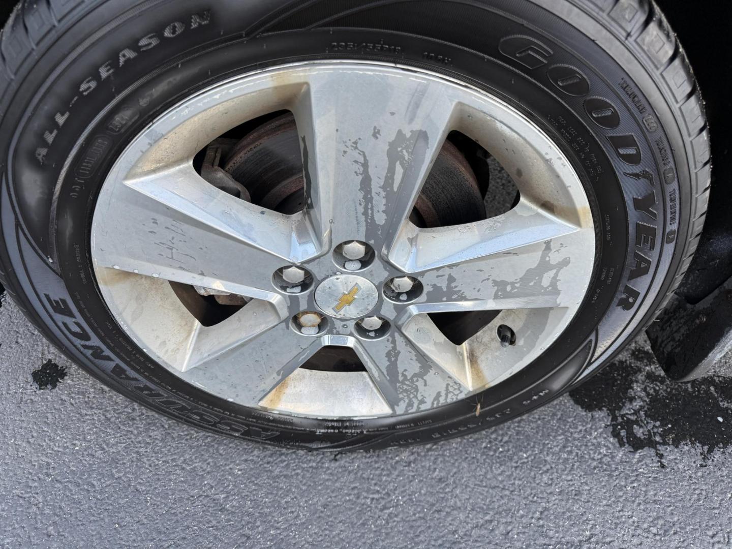 2014 Red /Gray Chevrolet Equinox 2LT AWD (2GNFLGE39E6) with an 3.6L V6 DOHC 24V engine, 6-Speed Automatic transmission, located at 547 E. Main St., Orwell, OH, 44076, (440) 437-5893, 41.535435, -80.847855 - 2014 Chevrolet Equinox 2LT AWD – Loaded, Versatile, and Ready for Any Road! Enjoy comfort, capability, and convenience in this well-equipped 2014 Chevrolet Equinox 2LT AWD. Powered by a strong 3.6L V6 engine and a smooth 6-speed automatic transmission, this Equinox delivers confident performance - Photo#14