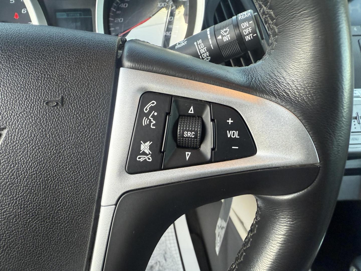 2014 Red /Gray Chevrolet Equinox 2LT AWD (2GNFLGE39E6) with an 3.6L V6 DOHC 24V engine, 6-Speed Automatic transmission, located at 547 E. Main St., Orwell, OH, 44076, (440) 437-5893, 41.535435, -80.847855 - 2014 Chevrolet Equinox 2LT AWD – Loaded, Versatile, and Ready for Any Road! Enjoy comfort, capability, and convenience in this well-equipped 2014 Chevrolet Equinox 2LT AWD. Powered by a strong 3.6L V6 engine and a smooth 6-speed automatic transmission, this Equinox delivers confident performance - Photo#27