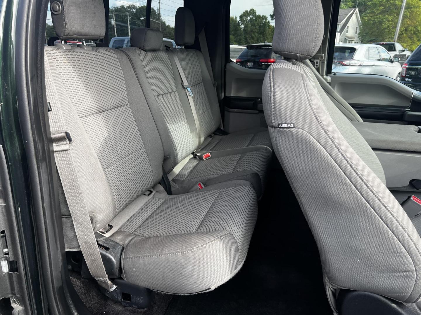 2016 Green /Gray Ford F-150 XLT SuperCab 6.5-ft. 4WD (1FTFX1EG1GF) with an 3.5L V6 DOHC 24V TWIN TURBO engine, 6 Speed Auto transmission, located at 11115 Chardon Rd. , Chardon, OH, 44024, (440) 214-9705, 41.580246, -81.241943 - This 2016 Ford F-150 XLT SuperCab 4WD is a powerhouse in the pickup truck segment, equipped with a 3.5-liter Twin Turbo EcoBoost V6 engine that produces 365 horsepower and 420 lb-ft of torque, enabling a 0-60 mph time of just 5.8 seconds and towing capacity of up to 10,600 pounds. Complemented by a - Photo#37