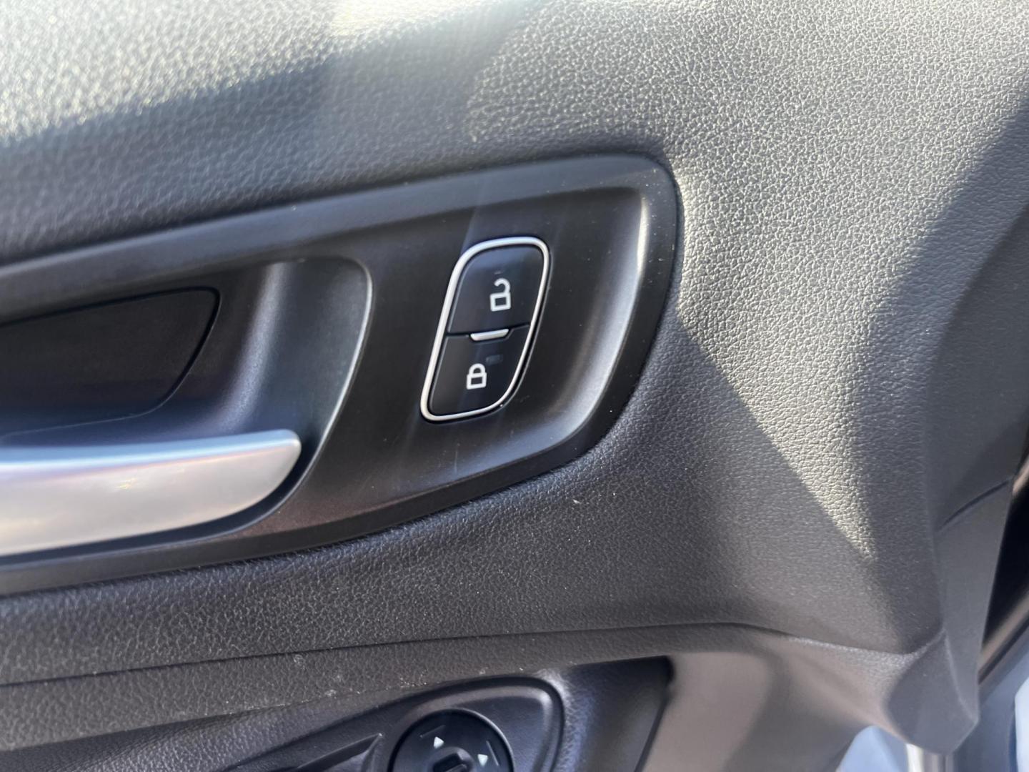 2018 Gray /Black Ford Escape SE 4WD (1FMCU9GD0JU) with an 1.5L I4 DOHC 16V TURBO engine, 6 Speed Auto transmission, located at 547 E. Main St., Orwell, OH, 44076, (440) 437-5893, 41.535435, -80.847855 - This 2018 Ford Escape SE 4WD is a compact SUV designed for efficiency and comfort, powered by a 1.5-liter turbocharged I4 EcoBoost engine, paired with a 6-speed automatic transmission, achieving an impressive 28 MPG on the highway. This Escape incorporates Auto Start Stop technology to enhance fuel - Photo#17
