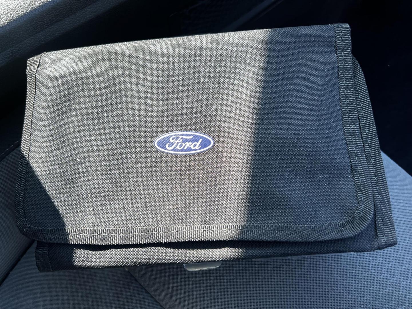 2018 Gray /Black Ford Escape SE 4WD (1FMCU9GD0JU) with an 1.5L I4 DOHC 16V TURBO engine, 6 Speed Auto transmission, located at 547 E. Main St., Orwell, OH, 44076, (440) 437-5893, 41.535435, -80.847855 - This 2018 Ford Escape SE 4WD is a compact SUV designed for efficiency and comfort, powered by a 1.5-liter turbocharged I4 EcoBoost engine, paired with a 6-speed automatic transmission, achieving an impressive 28 MPG on the highway. This Escape incorporates Auto Start Stop technology to enhance fuel - Photo#39