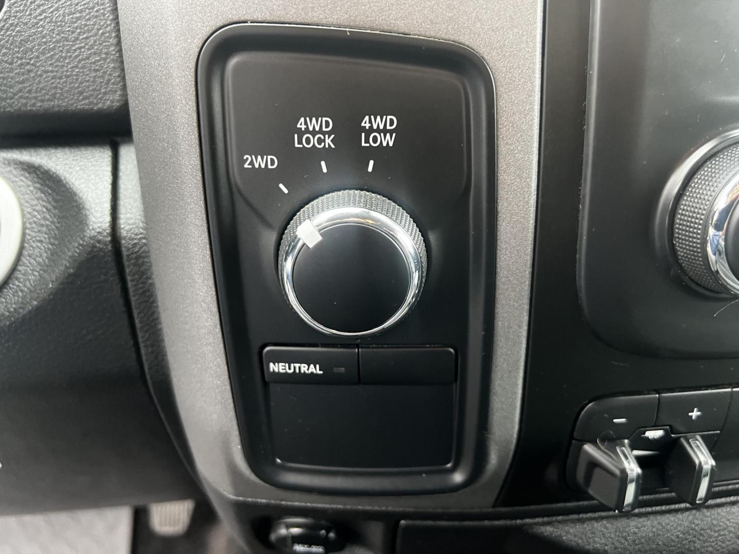 2014 Black /Black RAM 1500 Express Crew Cab SWB 4WD (1C6RR7KT6ES) with an 5.7L V8 OHV 16V engine, 6-Speed Automatic transmission, located at 11115 Chardon Rd. , Chardon, OH, 44024, (440) 214-9705, 41.580246, -81.241943 - Photo#24
