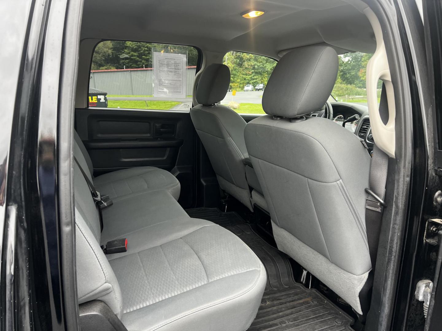2014 Black /Black RAM 1500 Express Crew Cab SWB 4WD (1C6RR7KT6ES) with an 5.7L V8 OHV 16V engine, 6-Speed Automatic transmission, located at 11115 Chardon Rd. , Chardon, OH, 44024, (440) 214-9705, 41.580246, -81.241943 - Photo#31