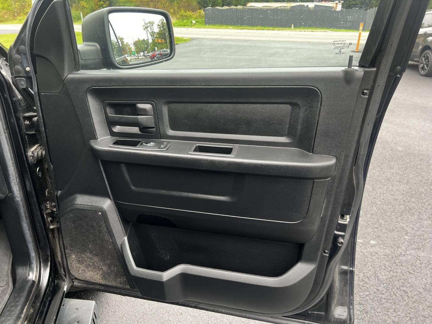 2014 Black /Black RAM 1500 Express Crew Cab SWB 4WD (1C6RR7KT6ES) with an 5.7L V8 OHV 16V engine, 6-Speed Automatic transmission, located at 11115 Chardon Rd. , Chardon, OH, 44024, (440) 214-9705, 41.580246, -81.241943 - Photo#36