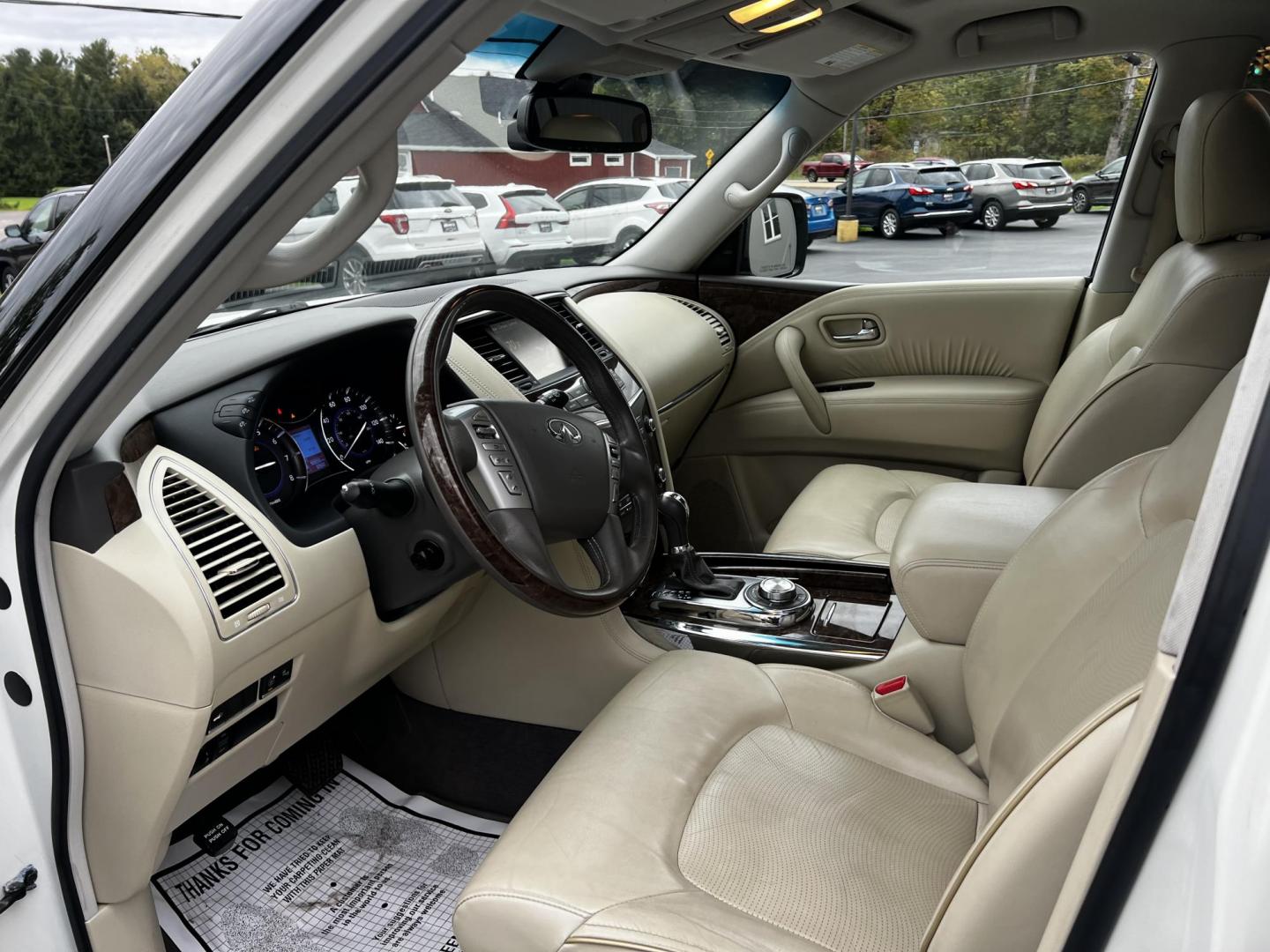 2017 White /Tan Infiniti QX80 Base 4WD (JN8AZ2NE3H9) with an 5.6L V8 DOHC 32V engine, 7A transmission, located at 11115 Chardon Rd. , Chardon, OH, 44024, (440) 214-9705, 41.580246, -81.241943 - Photo#15