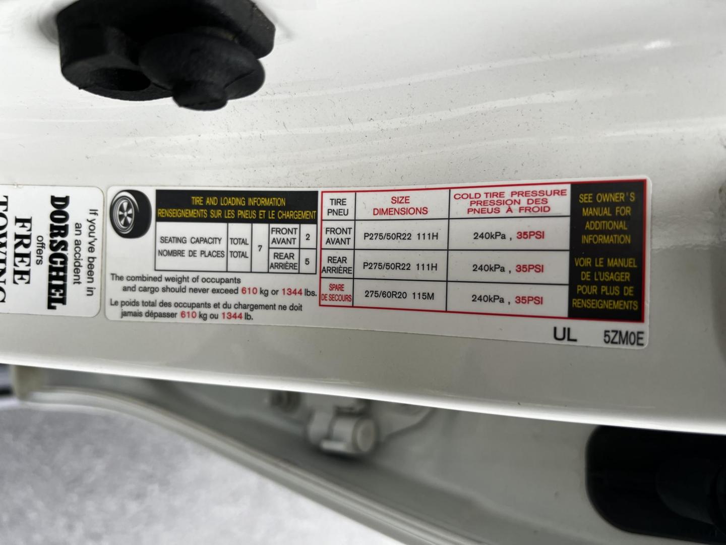 2017 White /Tan Infiniti QX80 Base 4WD (JN8AZ2NE3H9) with an 5.6L V8 DOHC 32V engine, 7A transmission, located at 11115 Chardon Rd. , Chardon, OH, 44024, (440) 214-9705, 41.580246, -81.241943 - Photo#21