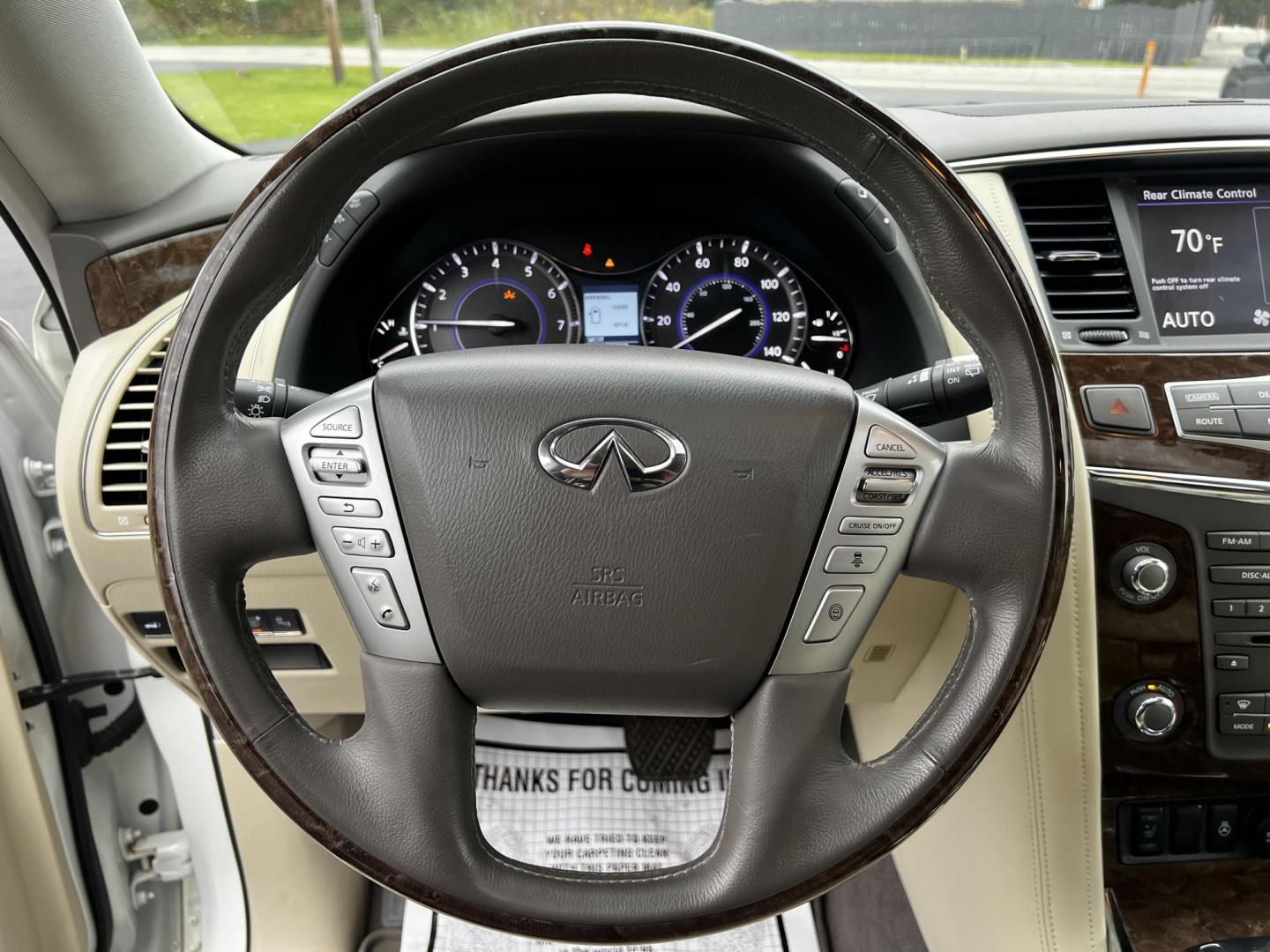 2017 White /Tan Infiniti QX80 Base 4WD (JN8AZ2NE3H9) with an 5.6L V8 DOHC 32V engine, 7A transmission, located at 11115 Chardon Rd. , Chardon, OH, 44024, (440) 214-9705, 41.580246, -81.241943 - Photo#24