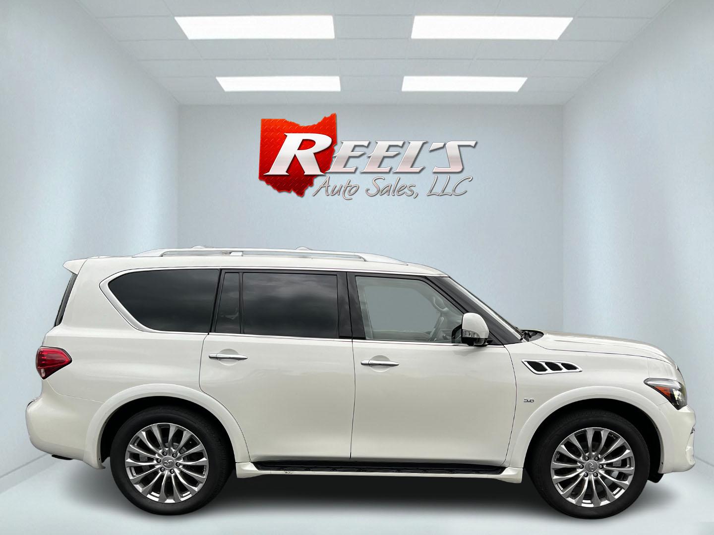 2017 White /Tan Infiniti QX80 Base 4WD (JN8AZ2NE3H9) with an 5.6L V8 DOHC 32V engine, 7A transmission, located at 11115 Chardon Rd. , Chardon, OH, 44024, (440) 214-9705, 41.580246, -81.241943 - Photo#4