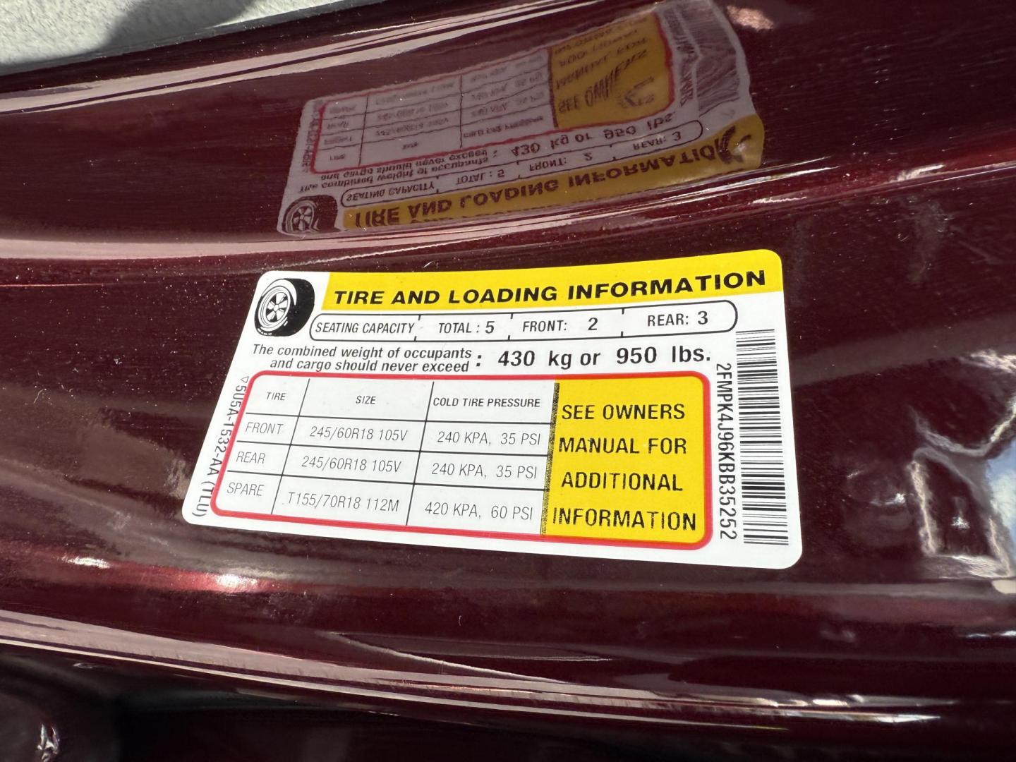 2019 Burgundy /Black Ford Edge SEL AWD (2FMPK4J96KB) with an 2.0L I4 DOHC 16V Turbo engine, 8-Speed Automatic transmission, located at 11115 Chardon Rd. , Chardon, OH, 44024, (440) 214-9705, 41.580246, -81.241943 - FRESH TRADE ALET ----- 2019 Ford Edge SEL AWD is a sophisticated midsize SUV combining performance, technology, and comfort. It features a 2.0-liter turbocharged I4 EcoBoost engine with a 8-speed automatic transmission, providing a balanced driving experience with efficiency and power. The interior - Photo#18