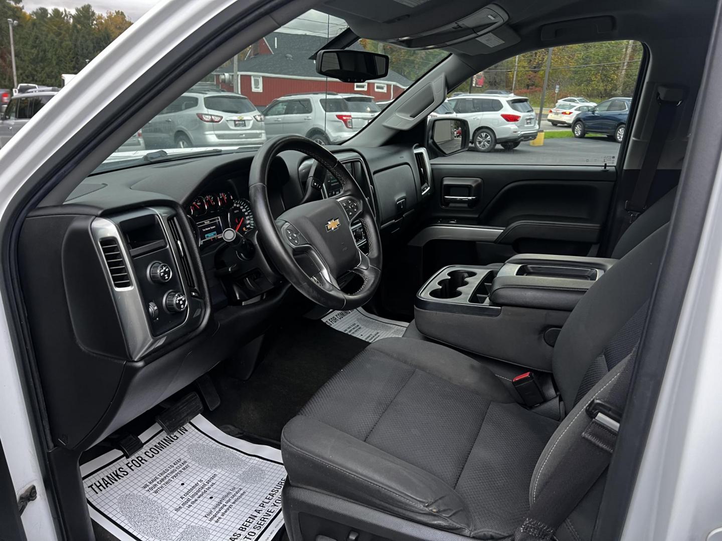 2016 White /Black Chevrolet Silverado 1500 LT Z71 Double Cab 4WD (1GCVKRECXGZ) with an 5.3L V8 OHV 16V engine, 6 Speed Auto transmission, located at 11115 Chardon Rd. , Chardon, OH, 44024, (440) 214-9705, 41.580246, -81.241943 - This 2016 Chevrolet Silverado LT Z71 Double Cab 4WD is a robust and versatile pickup truck, powered by a 5.3-liter Vortec V8 engine paired with a 6-speed automatic transmission, providing reliable performance and a towing capacity of 9,200 pounds. This model is well-equipped with modern amenities su - Photo#17