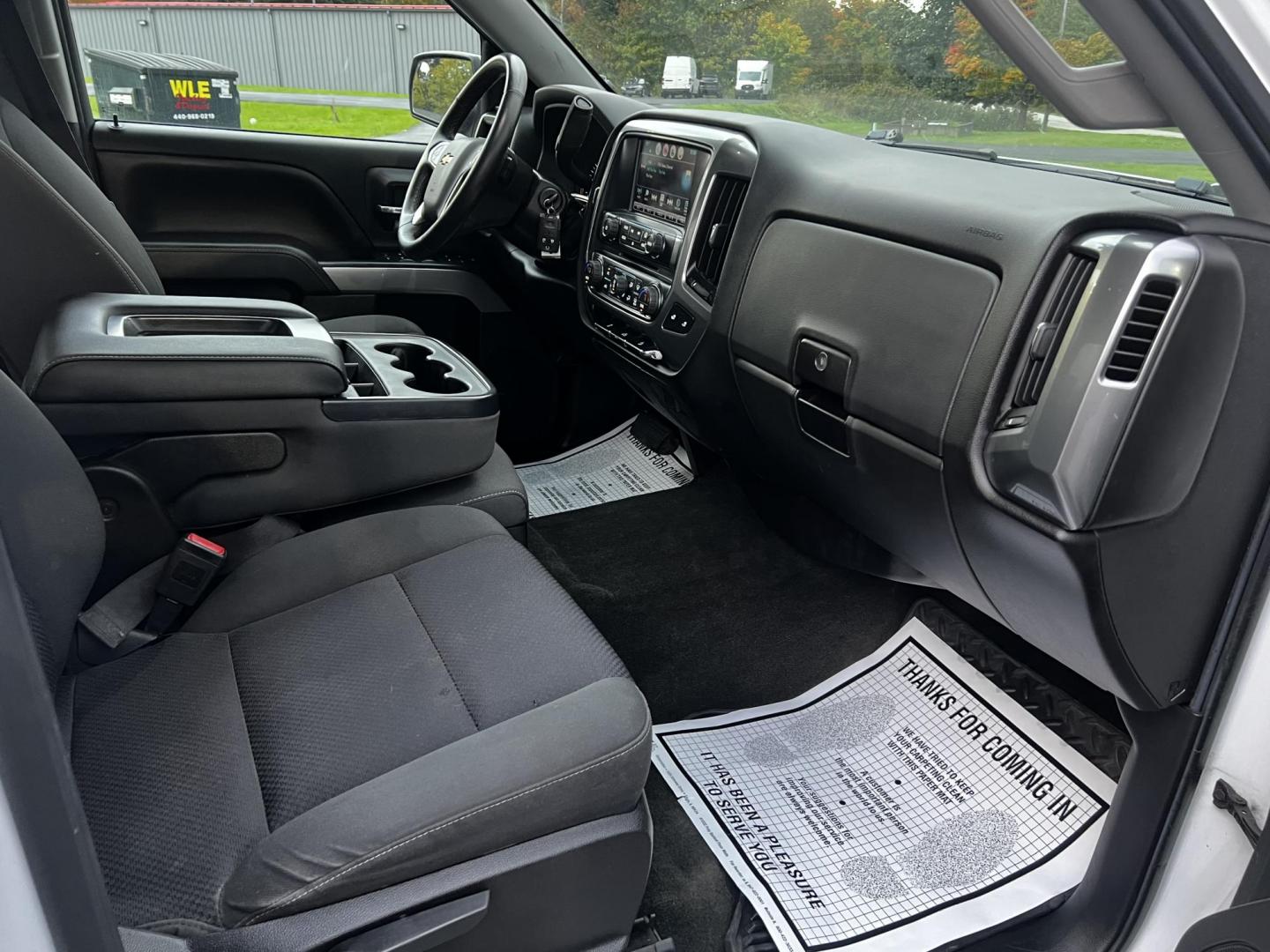 2016 White /Black Chevrolet Silverado 1500 LT Z71 Double Cab 4WD (1GCVKRECXGZ) with an 5.3L V8 OHV 16V engine, 6 Speed Auto transmission, located at 11115 Chardon Rd. , Chardon, OH, 44024, (440) 214-9705, 41.580246, -81.241943 - This 2016 Chevrolet Silverado LT Z71 Double Cab 4WD is a robust and versatile pickup truck, powered by a 5.3-liter Vortec V8 engine paired with a 6-speed automatic transmission, providing reliable performance and a towing capacity of 9,200 pounds. This model is well-equipped with modern amenities su - Photo#37