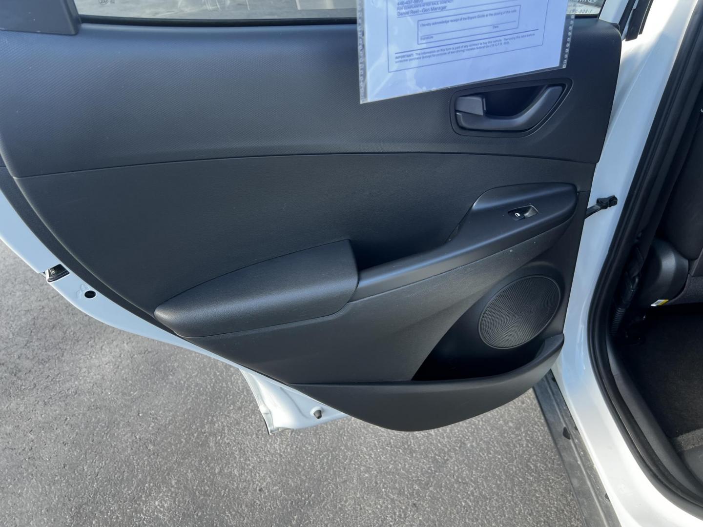 2019 White /Black Hyundai Kona SEL AWD (KM8K2CAA7KU) with an 2.0L I4 DOHC 16V engine, 6 Speed Automatic transmission, located at 547 E. Main St., Orwell, OH, 44076, (440) 437-5893, 41.535435, -80.847855 - This One Owner 2019 Hyundai Kona SEL AWD is a compact SUV that combines efficiency, safety, and technology features. Powered by a 2.0-liter I4 Atkinson engine coupled with a 6-speed automatic transmission, it delivers a commendable fuel efficiency of approximately 30 MPG on the highway. It is equipp - Photo#28
