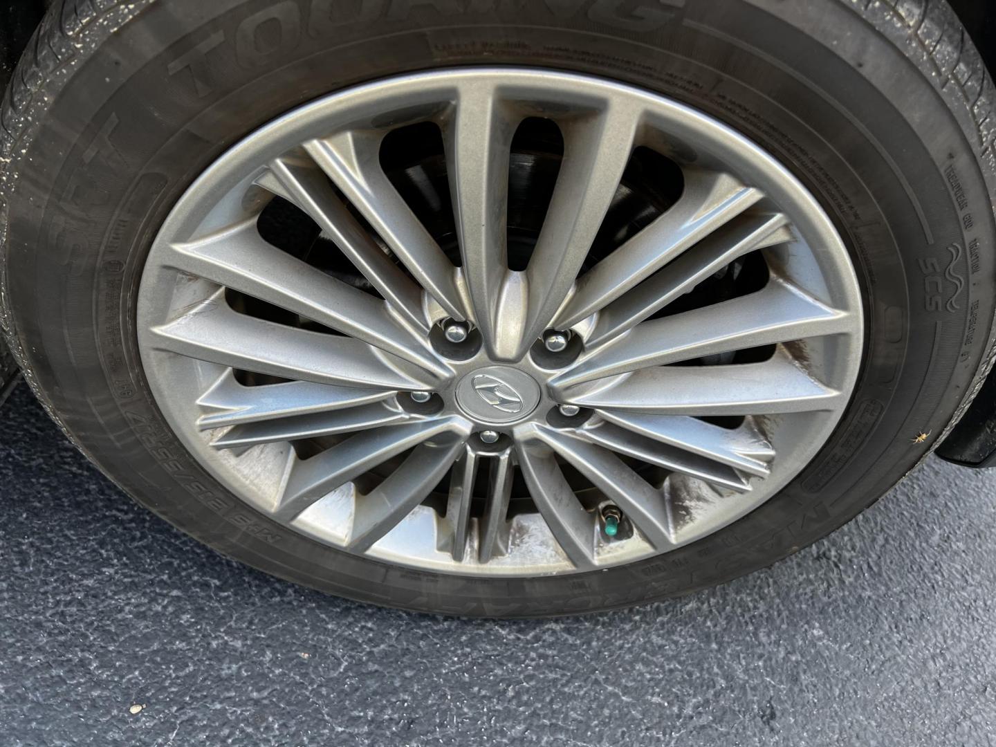 2019 White /Black Hyundai Kona SEL AWD (KM8K2CAA7KU) with an 2.0L I4 DOHC 16V engine, 6 Speed Automatic transmission, located at 547 E. Main St., Orwell, OH, 44076, (440) 437-5893, 41.535435, -80.847855 - This One Owner 2019 Hyundai Kona SEL AWD is a compact SUV that combines efficiency, safety, and technology features. Powered by a 2.0-liter I4 Atkinson engine coupled with a 6-speed automatic transmission, it delivers a commendable fuel efficiency of approximately 30 MPG on the highway. It is equipp - Photo#20