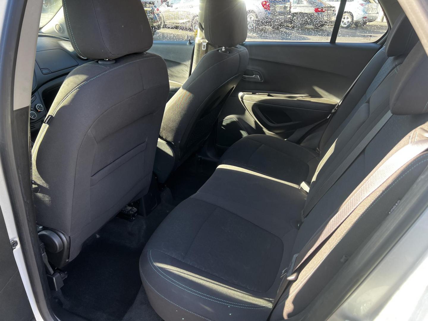 2016 Silver /Black Chevrolet Trax LS FWD (KL7CJKSB9GB) with an 1.4L I4 DOHC 16V Turbo engine, 6A transmission, located at 547 E. Main St., Orwell, OH, 44076, (440) 437-5893, 41.535435, -80.847855 - Photo#27