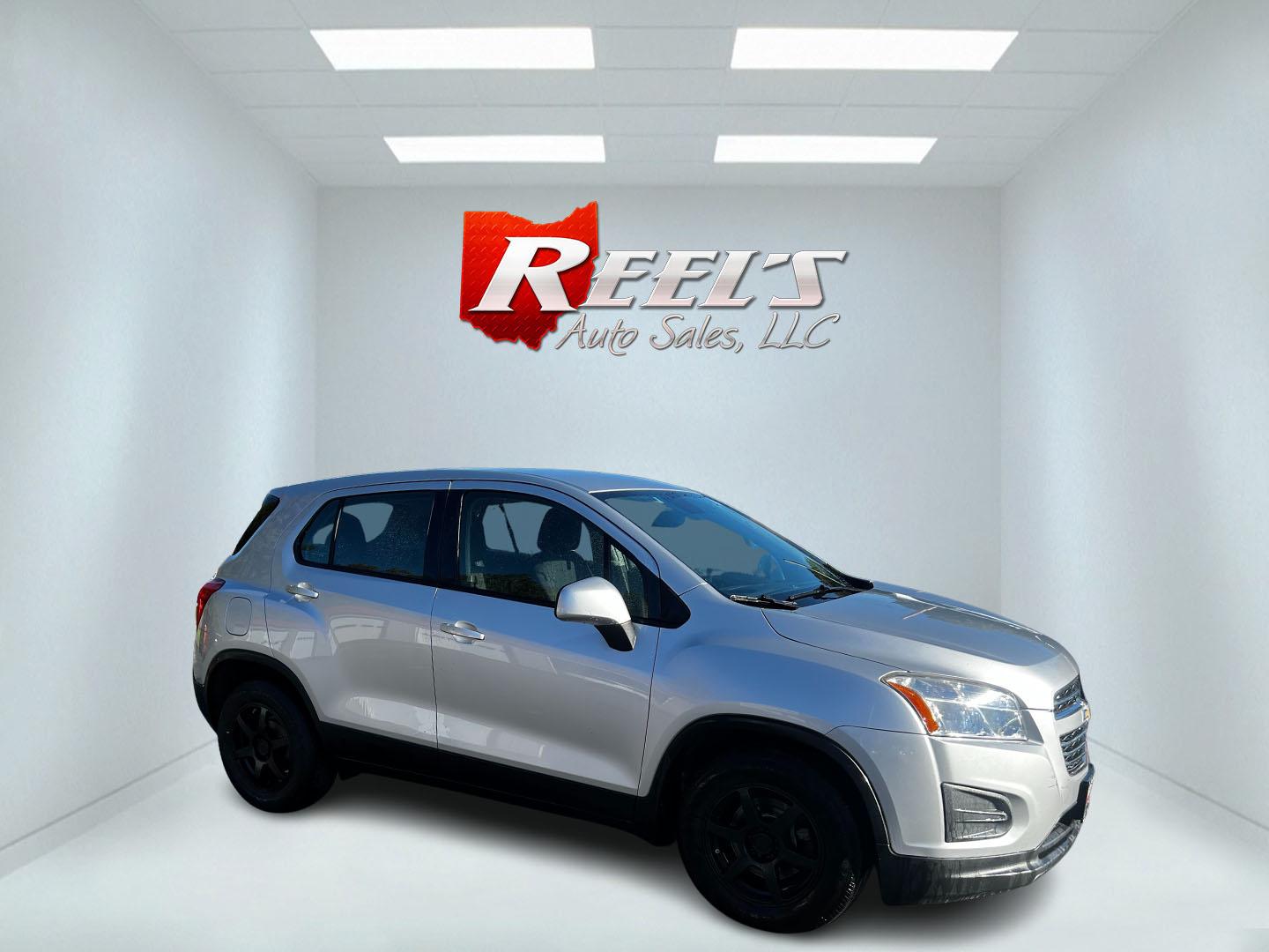 2016 Silver /Black Chevrolet Trax LS FWD (KL7CJKSB9GB) with an 1.4L I4 DOHC 16V Turbo engine, 6A transmission, located at 547 E. Main St., Orwell, OH, 44076, (440) 437-5893, 41.535435, -80.847855 - Photo#3