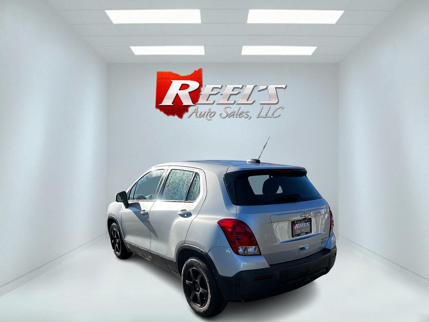 2016 Silver /Black Chevrolet Trax LS FWD (KL7CJKSB9GB) with an 1.4L I4 DOHC 16V Turbo engine, 6A transmission, located at 547 E. Main St., Orwell, OH, 44076, (440) 437-5893, 41.535435, -80.847855 - Photo#7