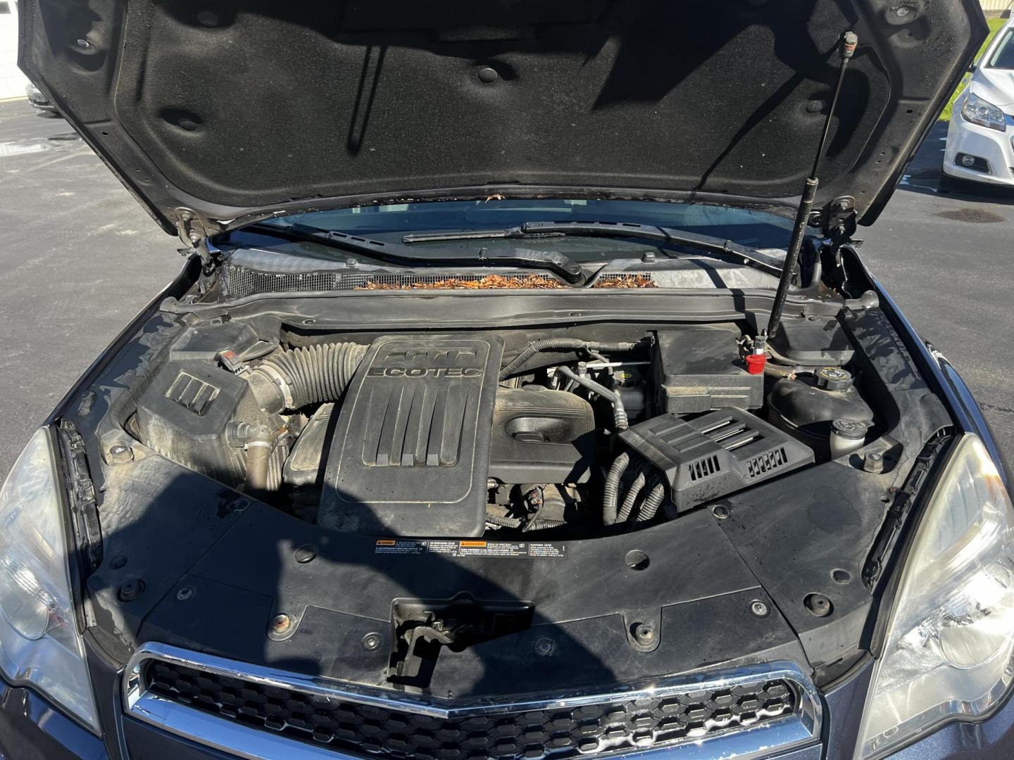 2014 Blue /Black Chevrolet Equinox 1LT AWD (2GNFLFEK2E6) with an 2.4L I4 DOHC 16V engine, 6-Speed Automatic transmission, located at 547 E. Main St., Orwell, OH, 44076, (440) 437-5893, 41.535435, -80.847855 - Photo#12