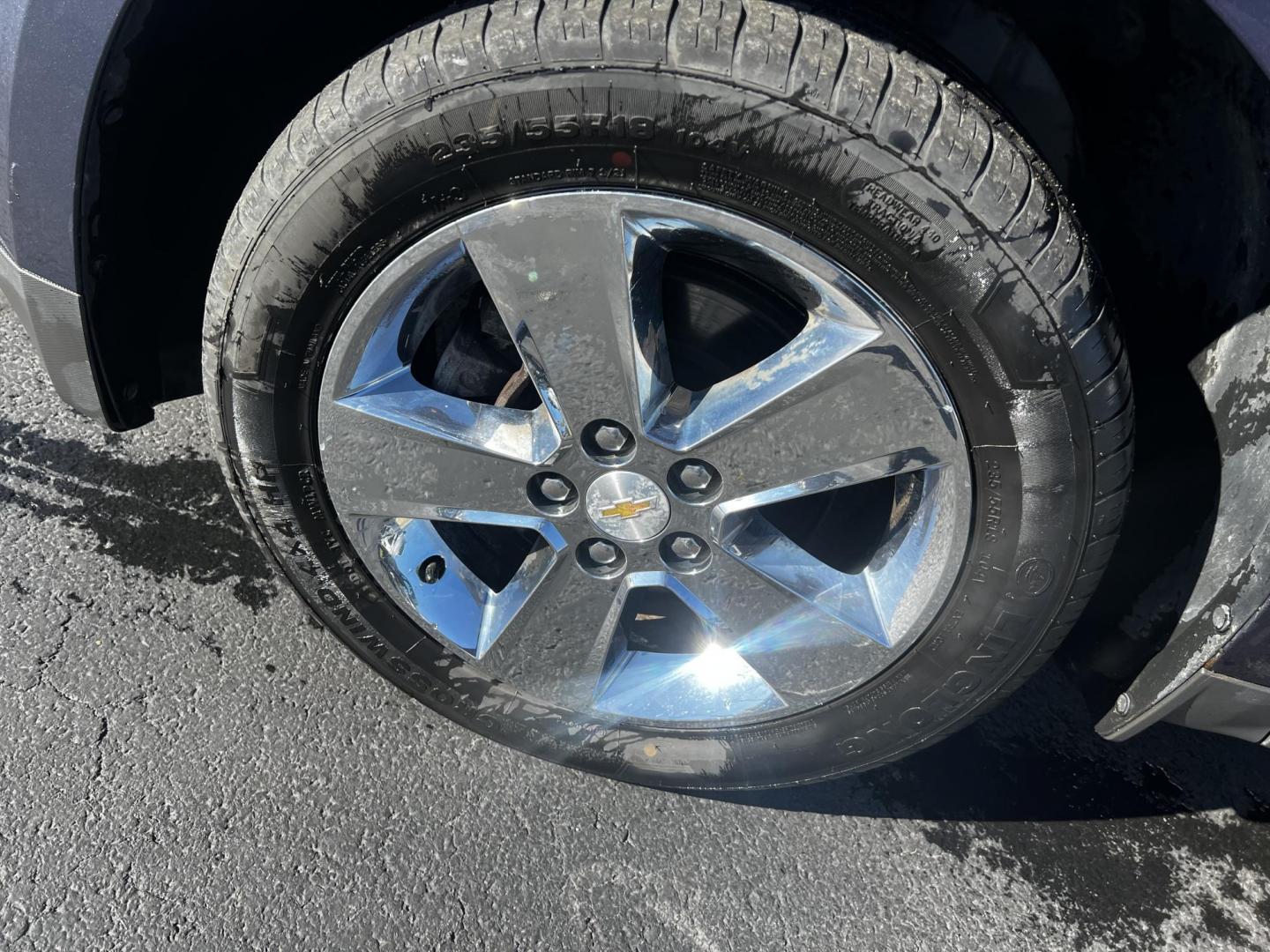 2014 Blue /Black Chevrolet Equinox 1LT AWD (2GNFLFEK2E6) with an 2.4L I4 DOHC 16V engine, 6-Speed Automatic transmission, located at 547 E. Main St., Orwell, OH, 44076, (440) 437-5893, 41.535435, -80.847855 - Photo#13