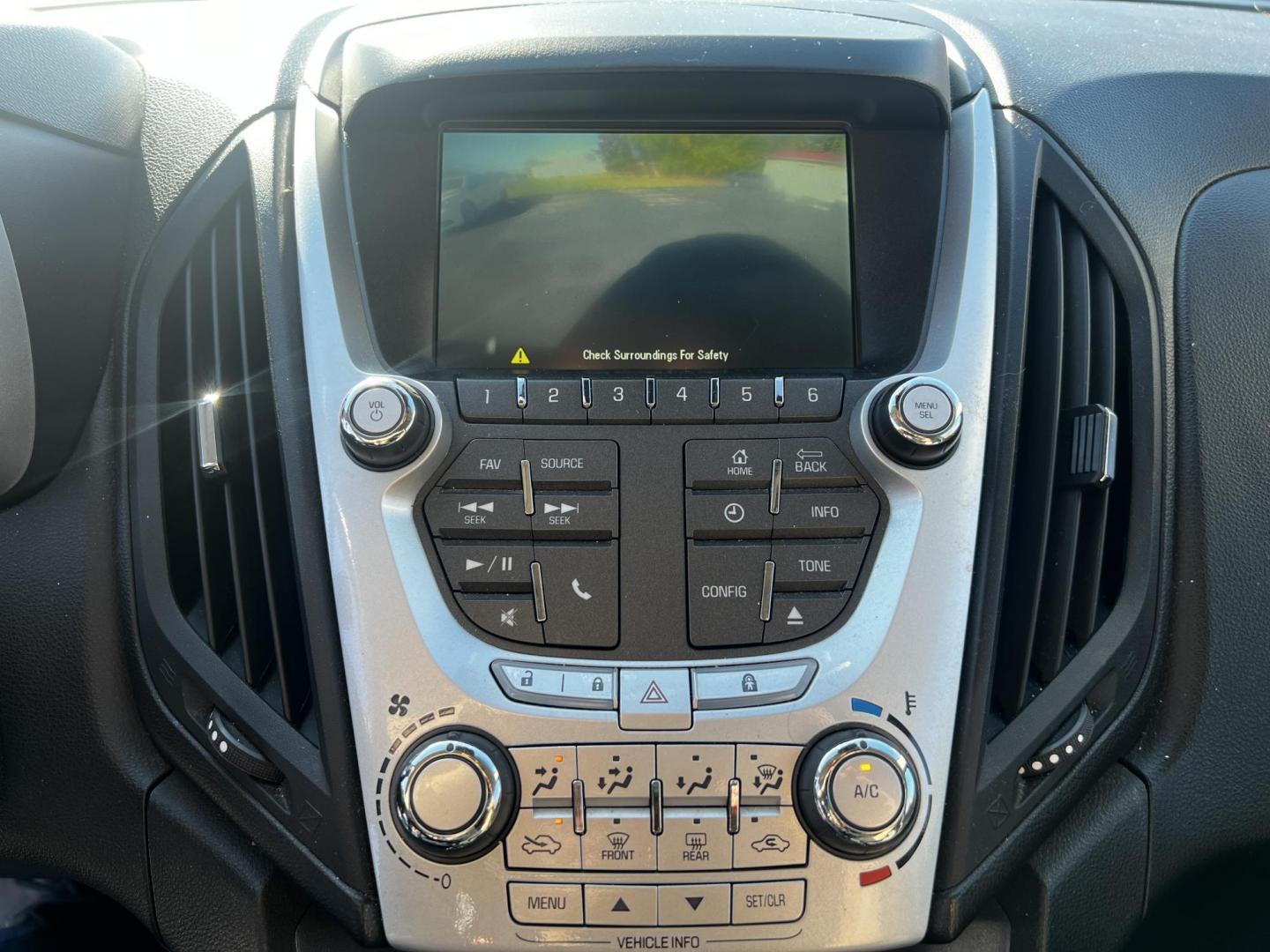 2014 Blue /Black Chevrolet Equinox 1LT AWD (2GNFLFEK2E6) with an 2.4L I4 DOHC 16V engine, 6-Speed Automatic transmission, located at 547 E. Main St., Orwell, OH, 44076, (440) 437-5893, 41.535435, -80.847855 - Photo#23
