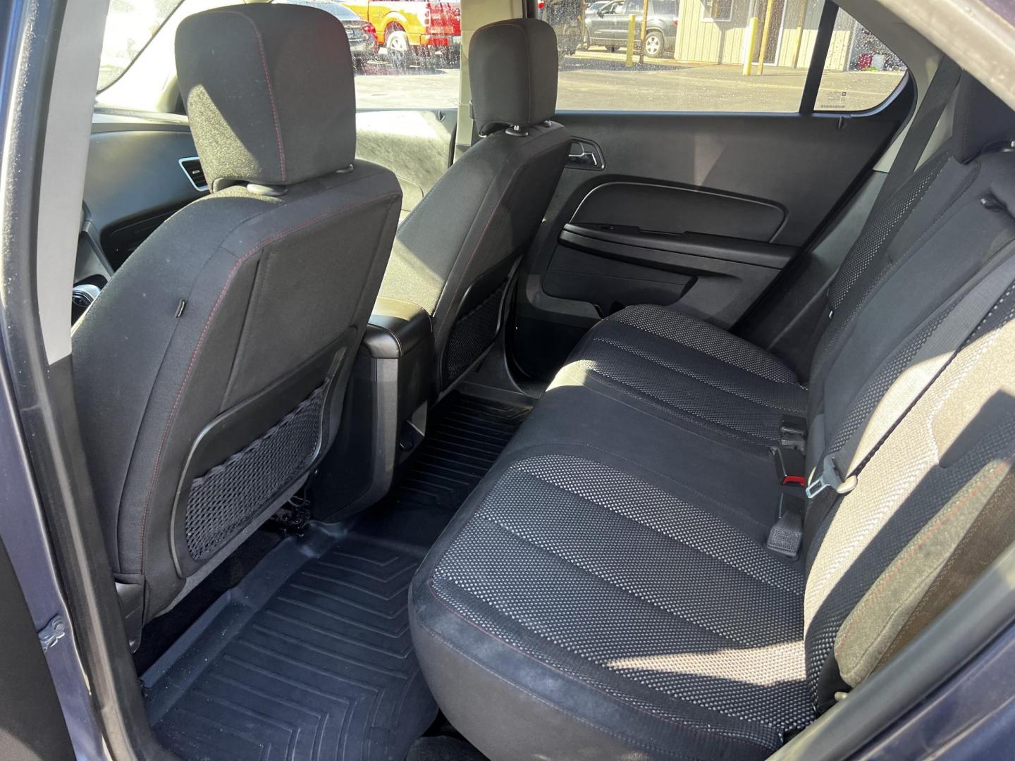 2014 Blue /Black Chevrolet Equinox 1LT AWD (2GNFLFEK2E6) with an 2.4L I4 DOHC 16V engine, 6-Speed Automatic transmission, located at 547 E. Main St., Orwell, OH, 44076, (440) 437-5893, 41.535435, -80.847855 - Photo#24
