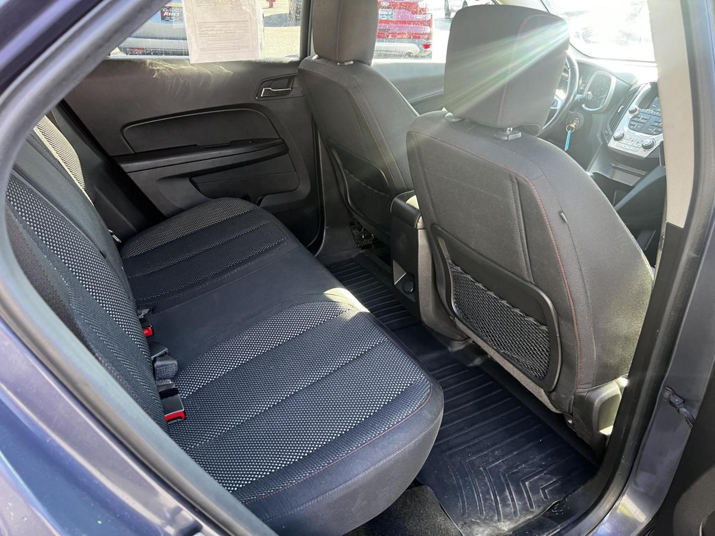 2014 Blue /Black Chevrolet Equinox 1LT AWD (2GNFLFEK2E6) with an 2.4L I4 DOHC 16V engine, 6-Speed Automatic transmission, located at 547 E. Main St., Orwell, OH, 44076, (440) 437-5893, 41.535435, -80.847855 - Photo#32