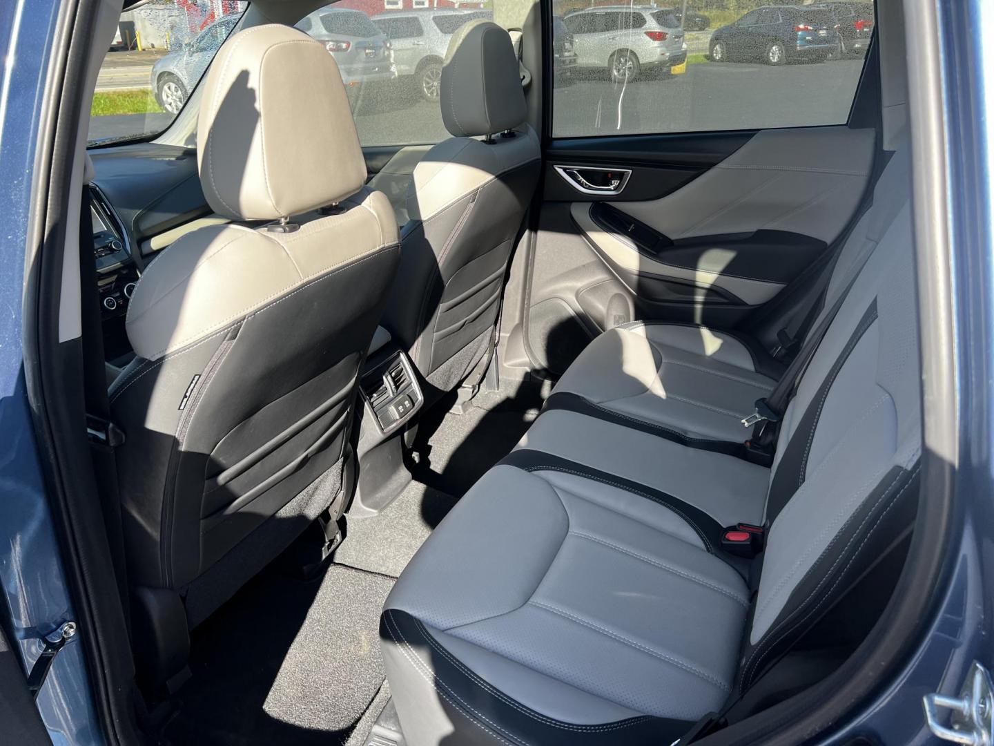 2022 Blue /Gray Subaru Forester Limited (JF2SKAPC3NH) with an 2.5L H4 SOHC 16V engine, Automatic transmission, located at 11115 Chardon Rd. , Chardon, OH, 44024, (440) 214-9705, 41.580246, -81.241943 - Photo#33