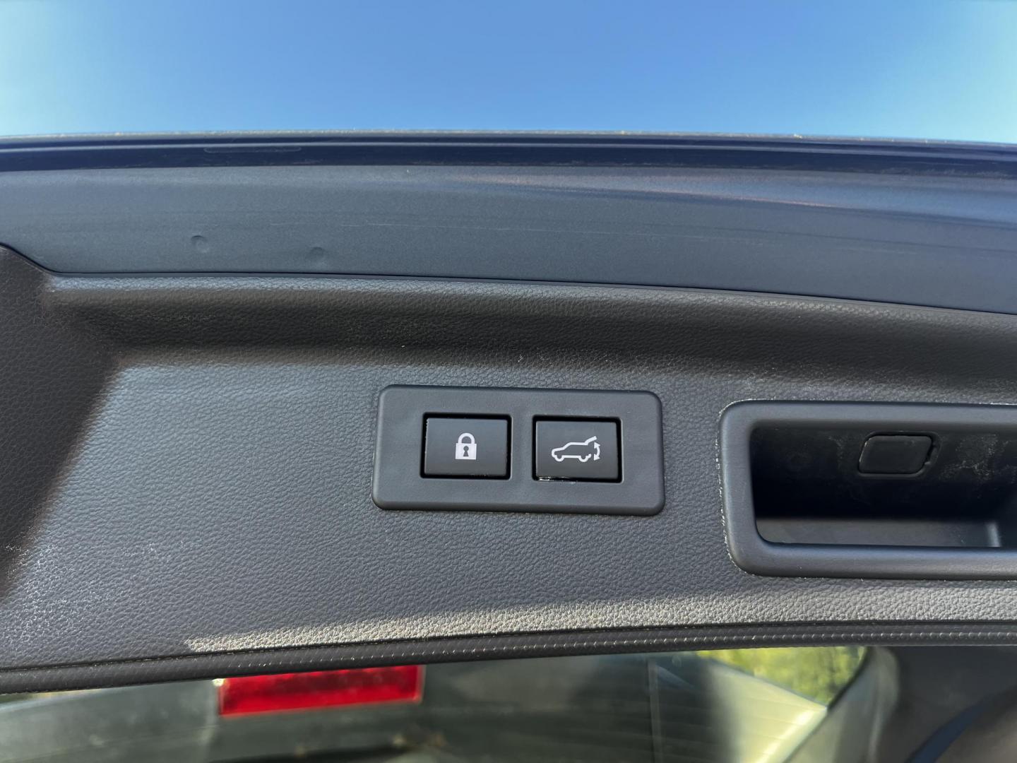 2022 Blue /Gray Subaru Forester Limited (JF2SKAPC3NH) with an 2.5L H4 SOHC 16V engine, Automatic transmission, located at 11115 Chardon Rd. , Chardon, OH, 44024, (440) 214-9705, 41.580246, -81.241943 - Photo#37