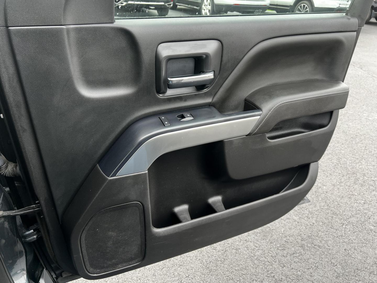 2017 Gray /Black Chevrolet Silverado 1500 LT Double Cab 4WD (1GCVKREC8HZ) with an 5.3L V8 OHV 16V engine, 6 Speed Automatic transmission, located at 547 E. Main St., Orwell, OH, 44076, (440) 437-5893, 41.535435, -80.847855 - Photo#39