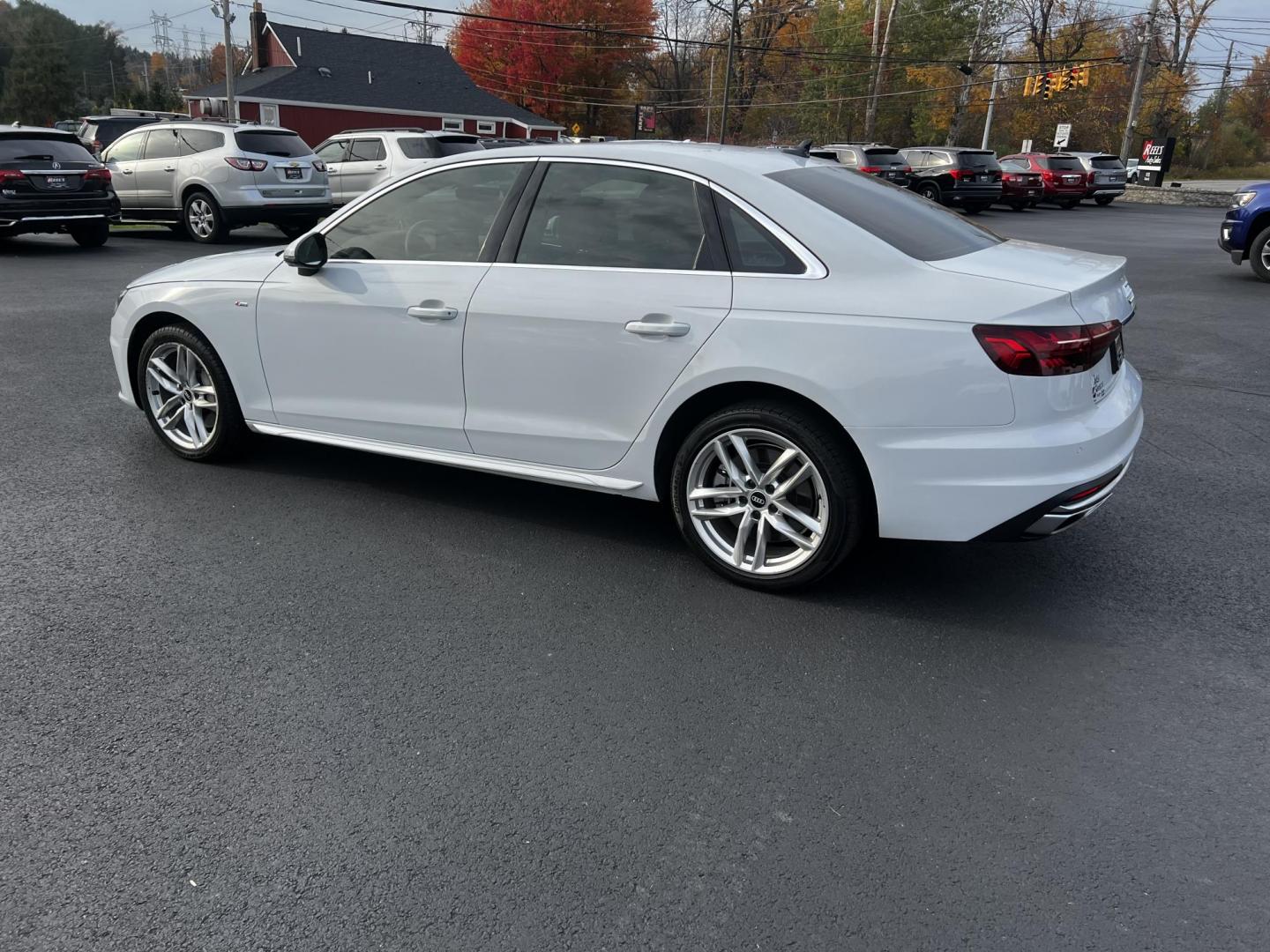 2021 White /Brown Audi A4 Premium Plus quattro (WAUEAAF4XMA) with an 2.0L I4 DOHC 16V TURBO engine, 7A transmission, located at 547 E. Main St., Orwell, OH, 44076, (440) 437-5893, 41.535435, -80.847855 - This One Owner 2021 Audi A4 Premium Plus S Line is equipped with a robust 2.0 I4 turbocharged engine and a 7-speed dual-clutch automatic transmission, allowing it to accelerate from 0 to 60 mph in 5.2 seconds, while achieving an impressive 31 MPG on the highway. This model is designed with advanced - Photo#12