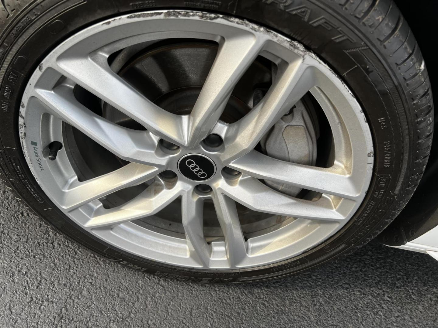 2021 White /Brown Audi A4 Premium Plus quattro (WAUEAAF4XMA) with an 2.0L I4 DOHC 16V TURBO engine, 7A transmission, located at 547 E. Main St., Orwell, OH, 44076, (440) 437-5893, 41.535435, -80.847855 - This One Owner 2021 Audi A4 Premium Plus S Line is equipped with a robust 2.0 I4 turbocharged engine and a 7-speed dual-clutch automatic transmission, allowing it to accelerate from 0 to 60 mph in 5.2 seconds, while achieving an impressive 31 MPG on the highway. This model is designed with advanced - Photo#13